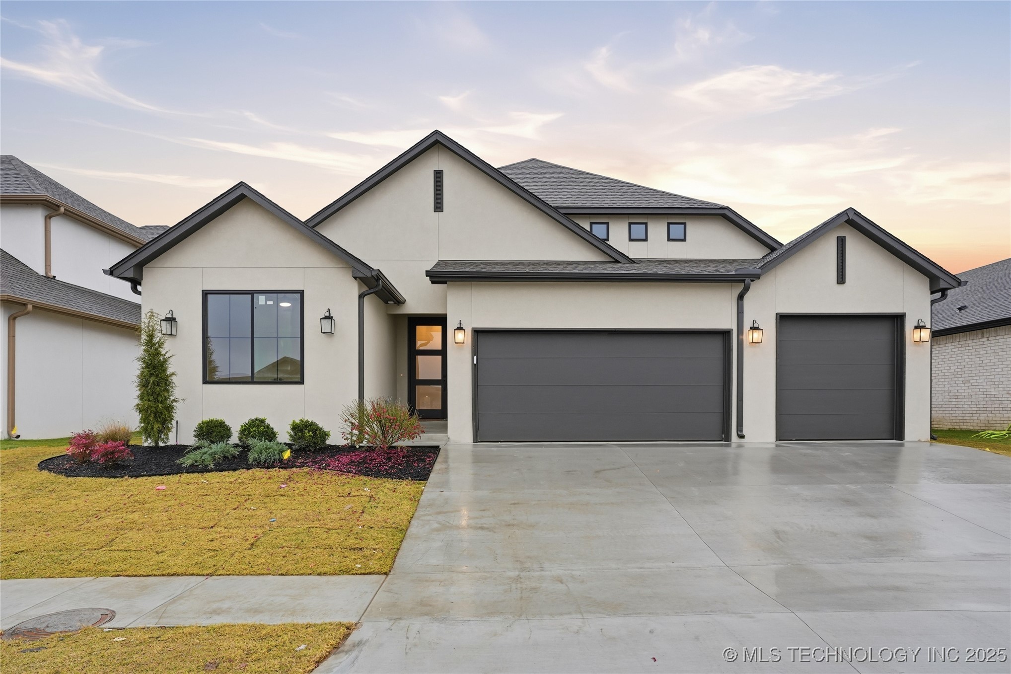 12917 S 21st Place E