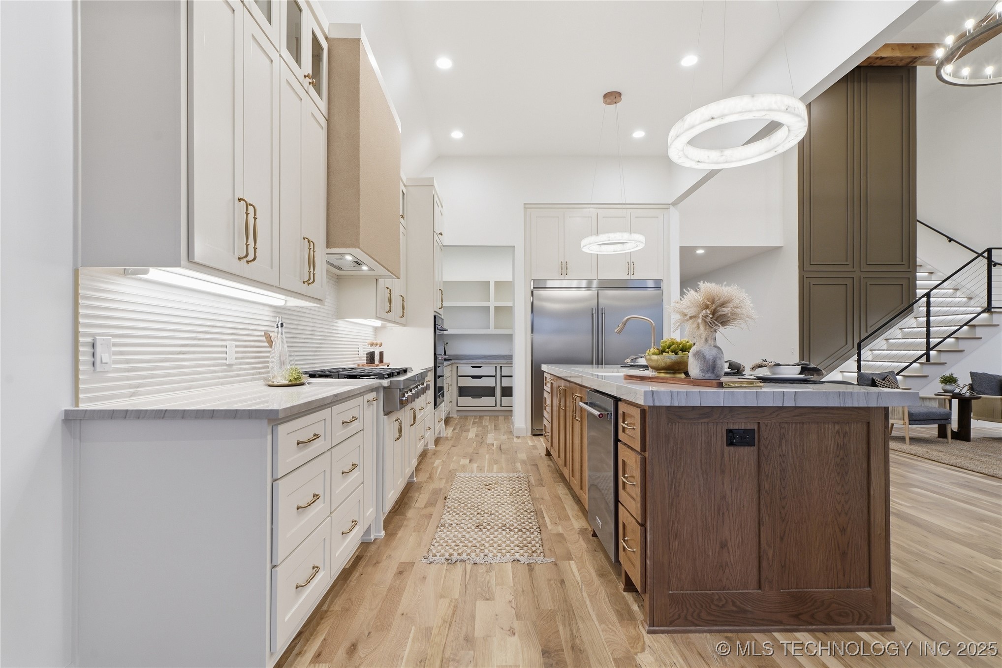 11903 S Vandalia Avenue