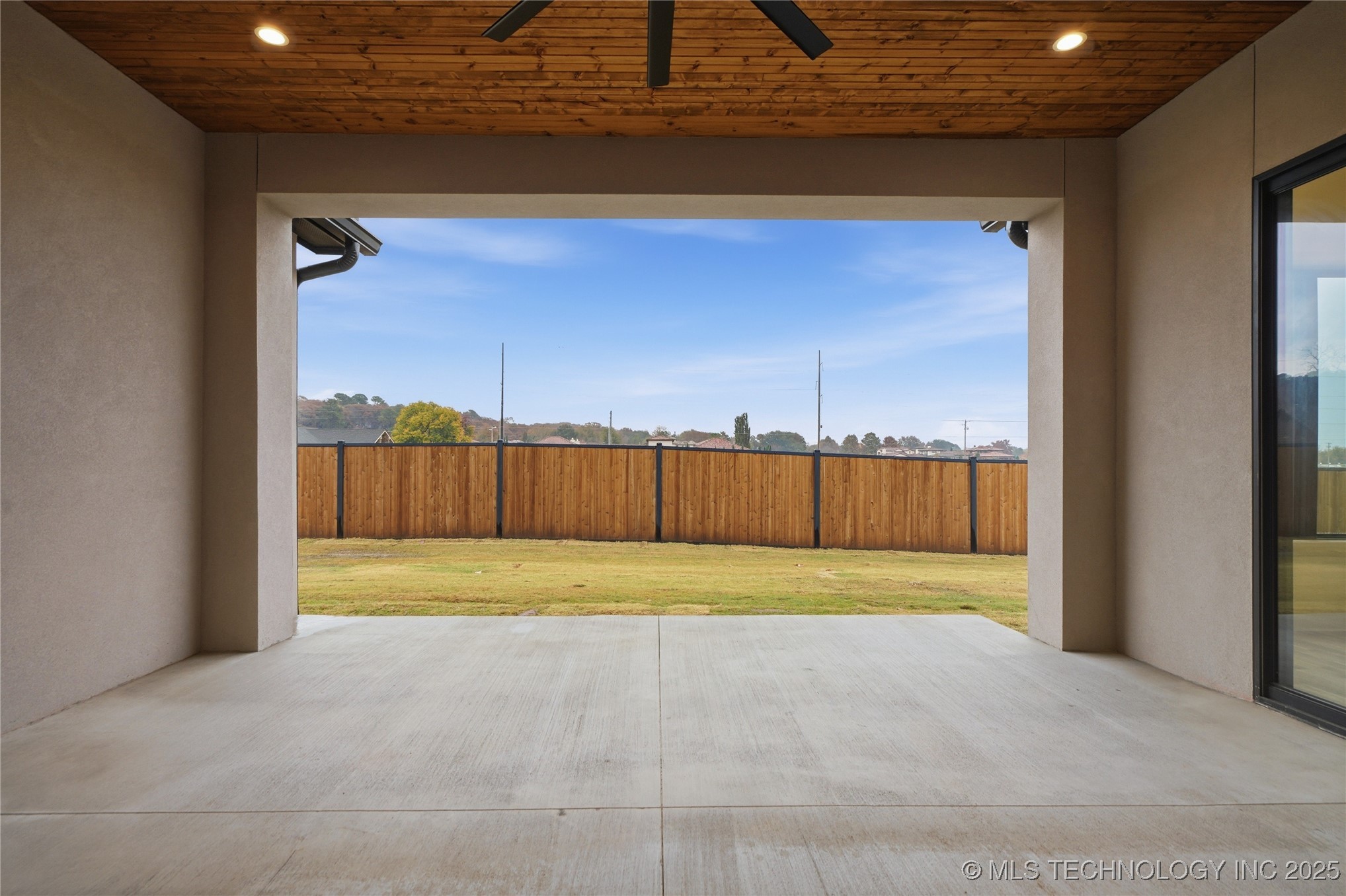 11903 S Vandalia Avenue