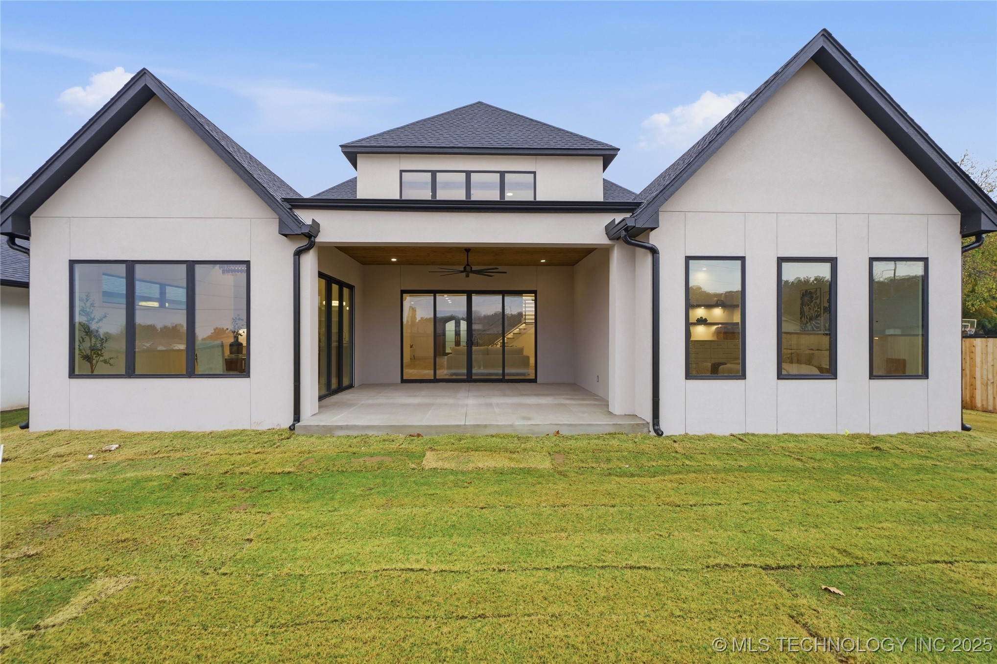 11903 S Vandalia Avenue