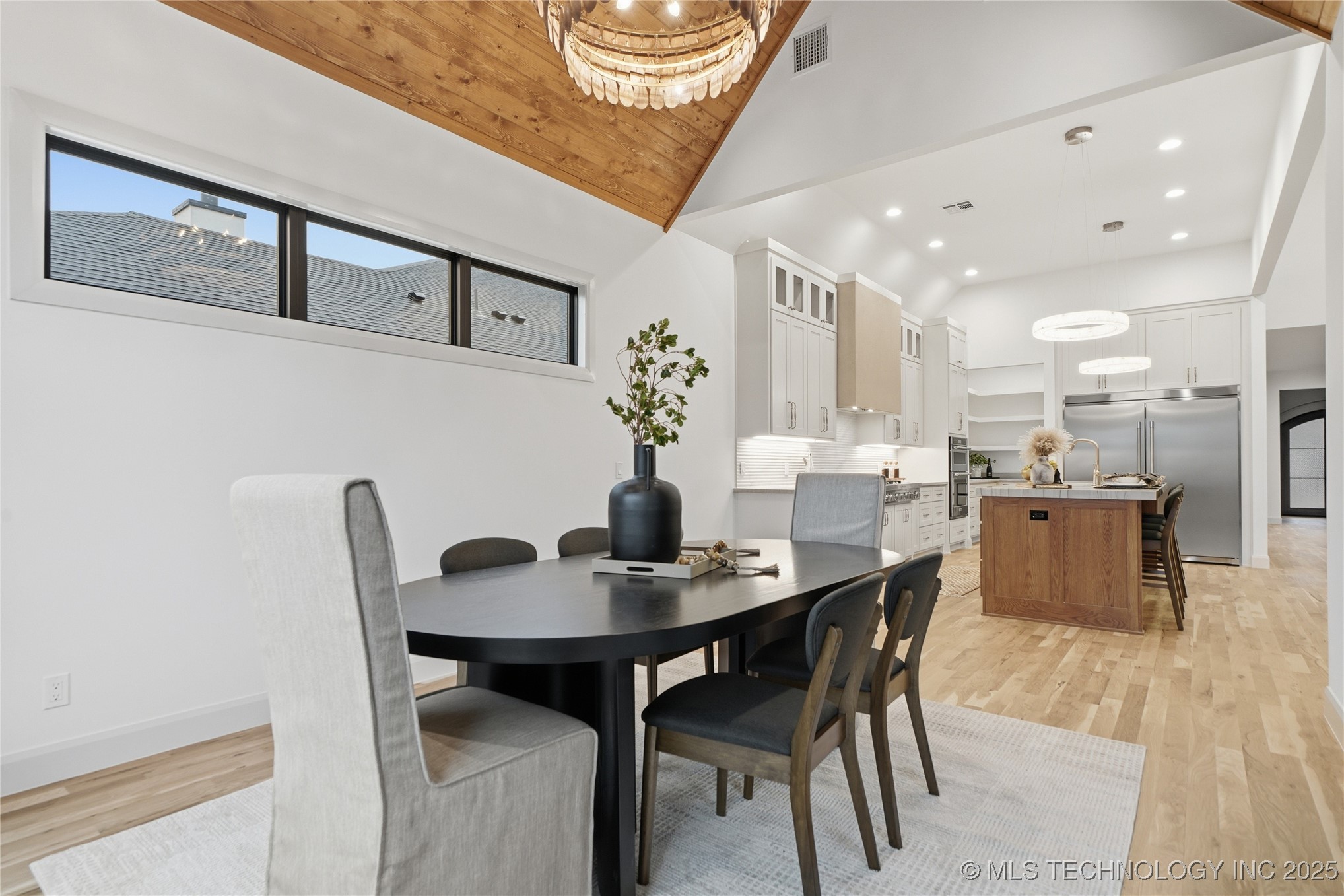 11903 S Vandalia Avenue