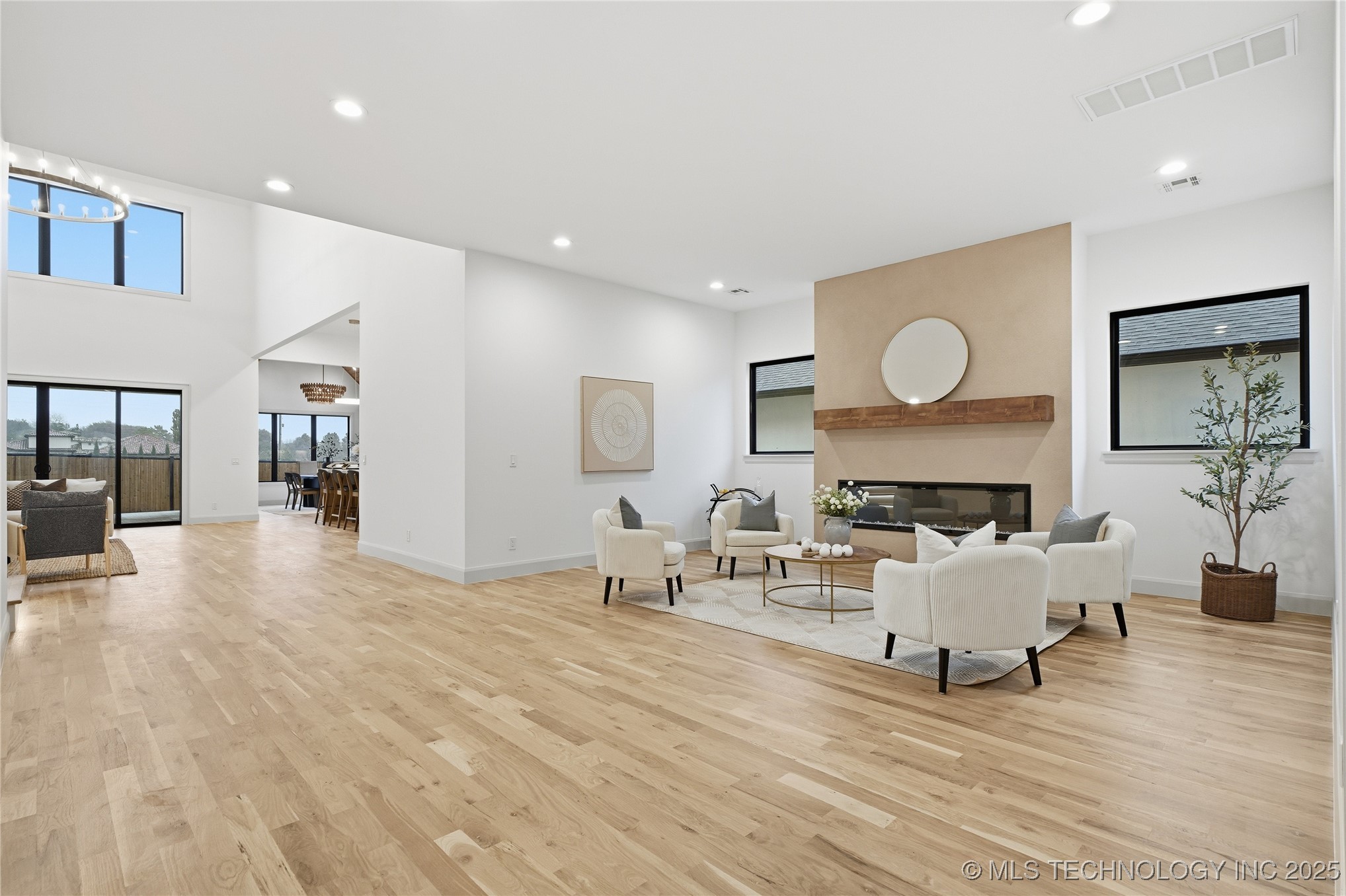 11903 S Vandalia Avenue