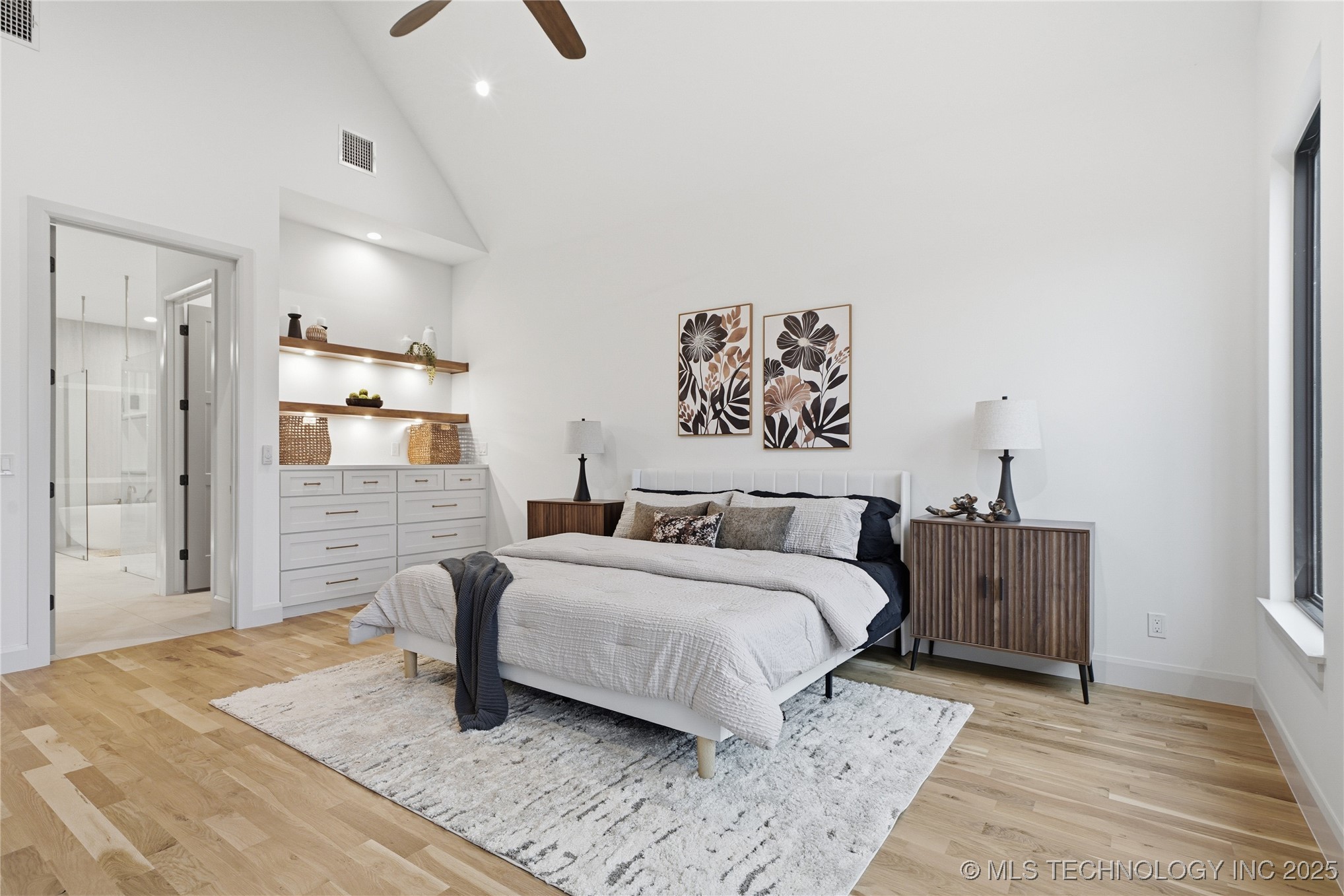 11903 S Vandalia Avenue