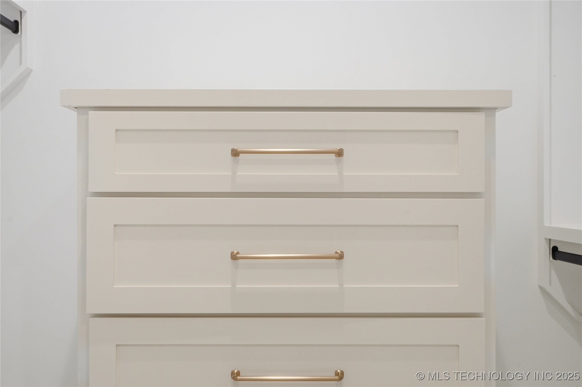 11903 S Vandalia Avenue