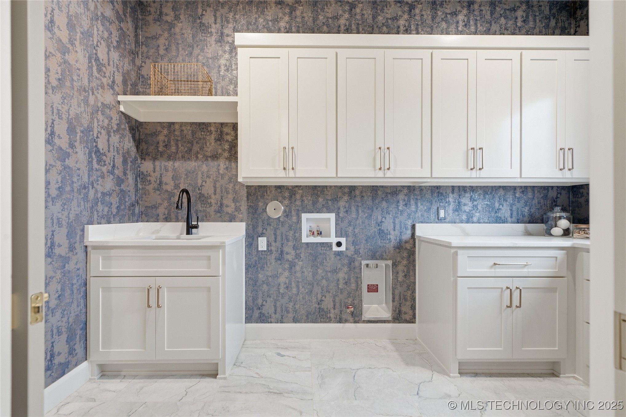 11903 S Vandalia Avenue