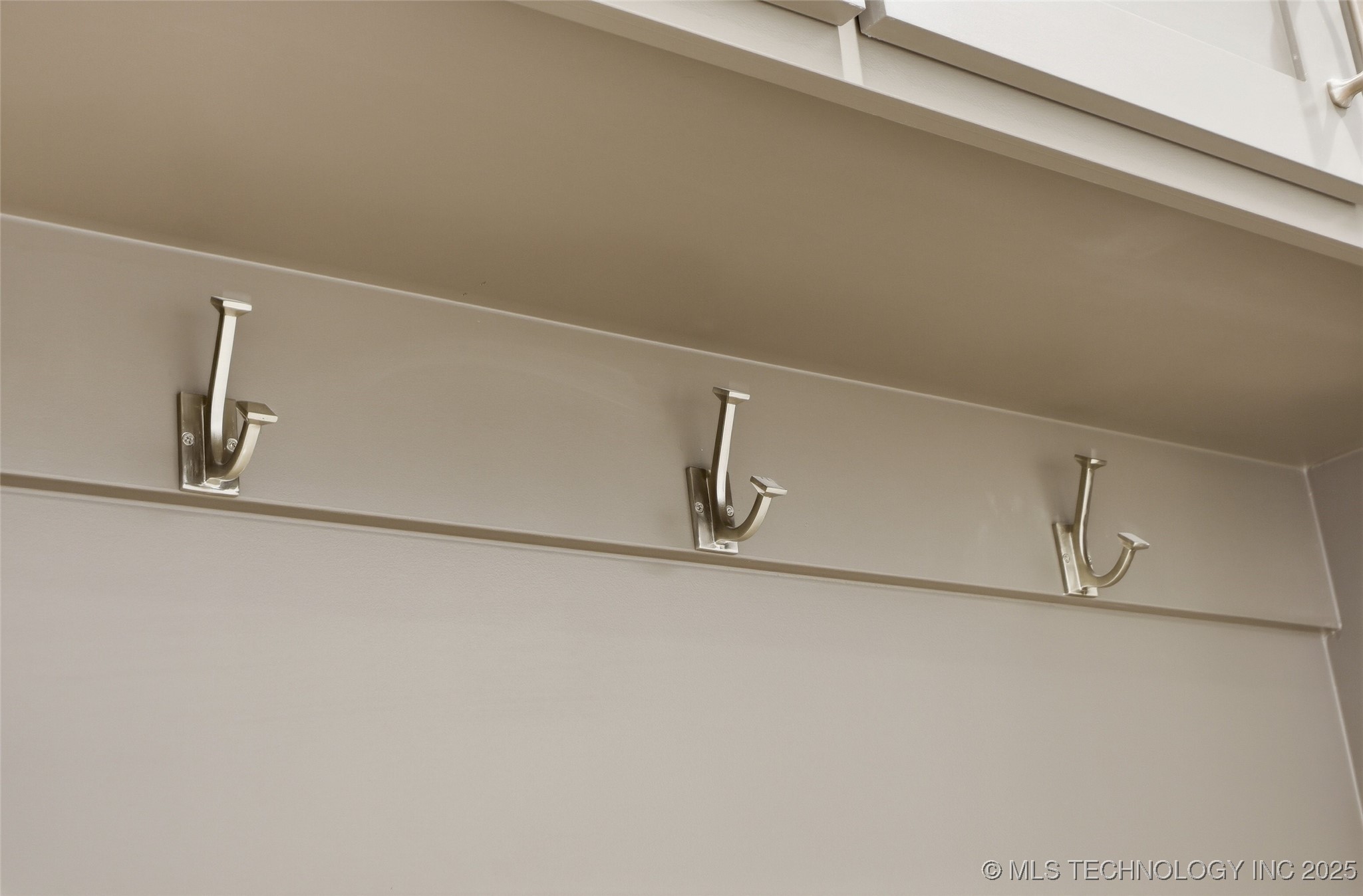 11903 S Vandalia Avenue