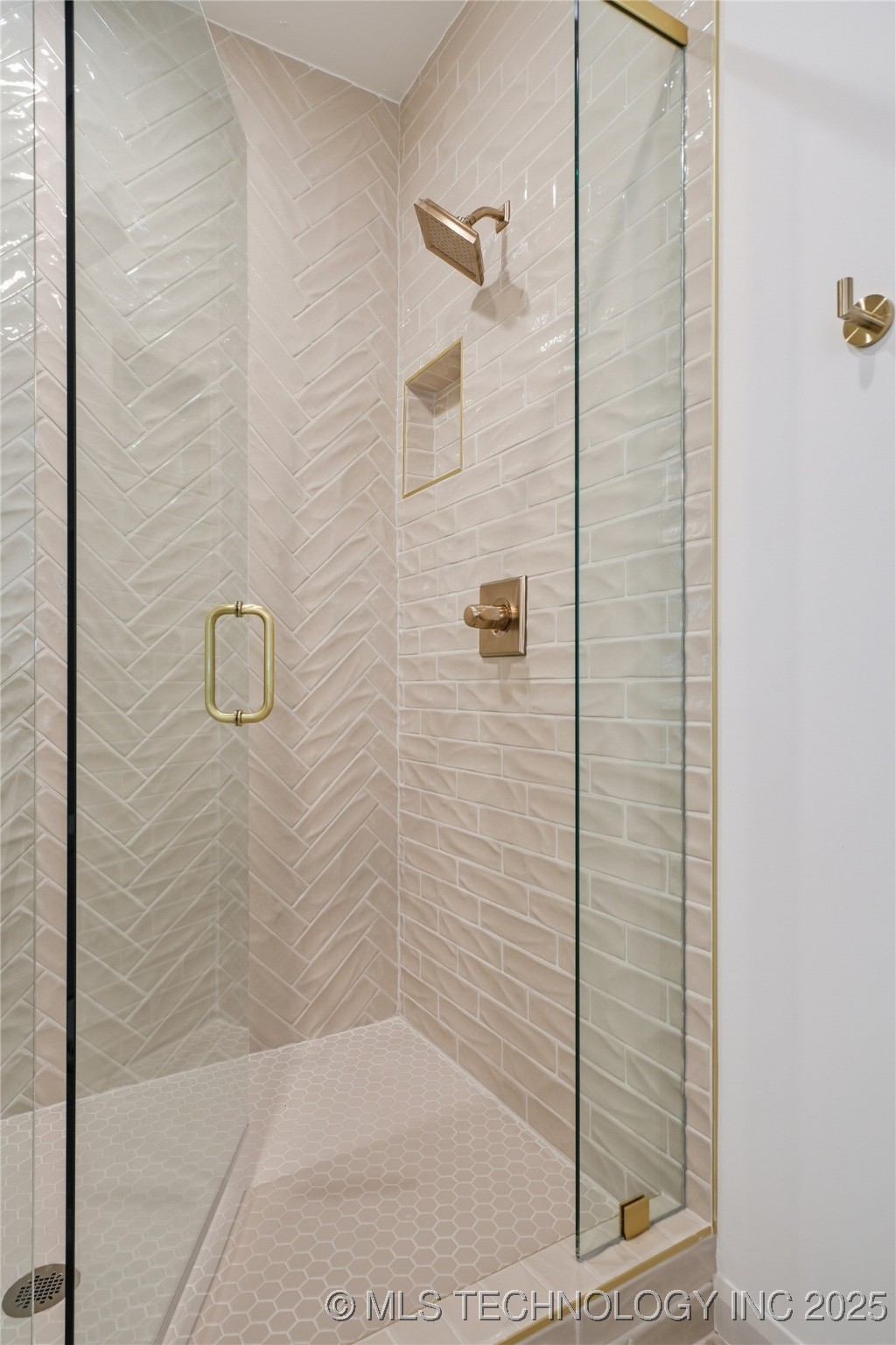 11903 S Vandalia Avenue