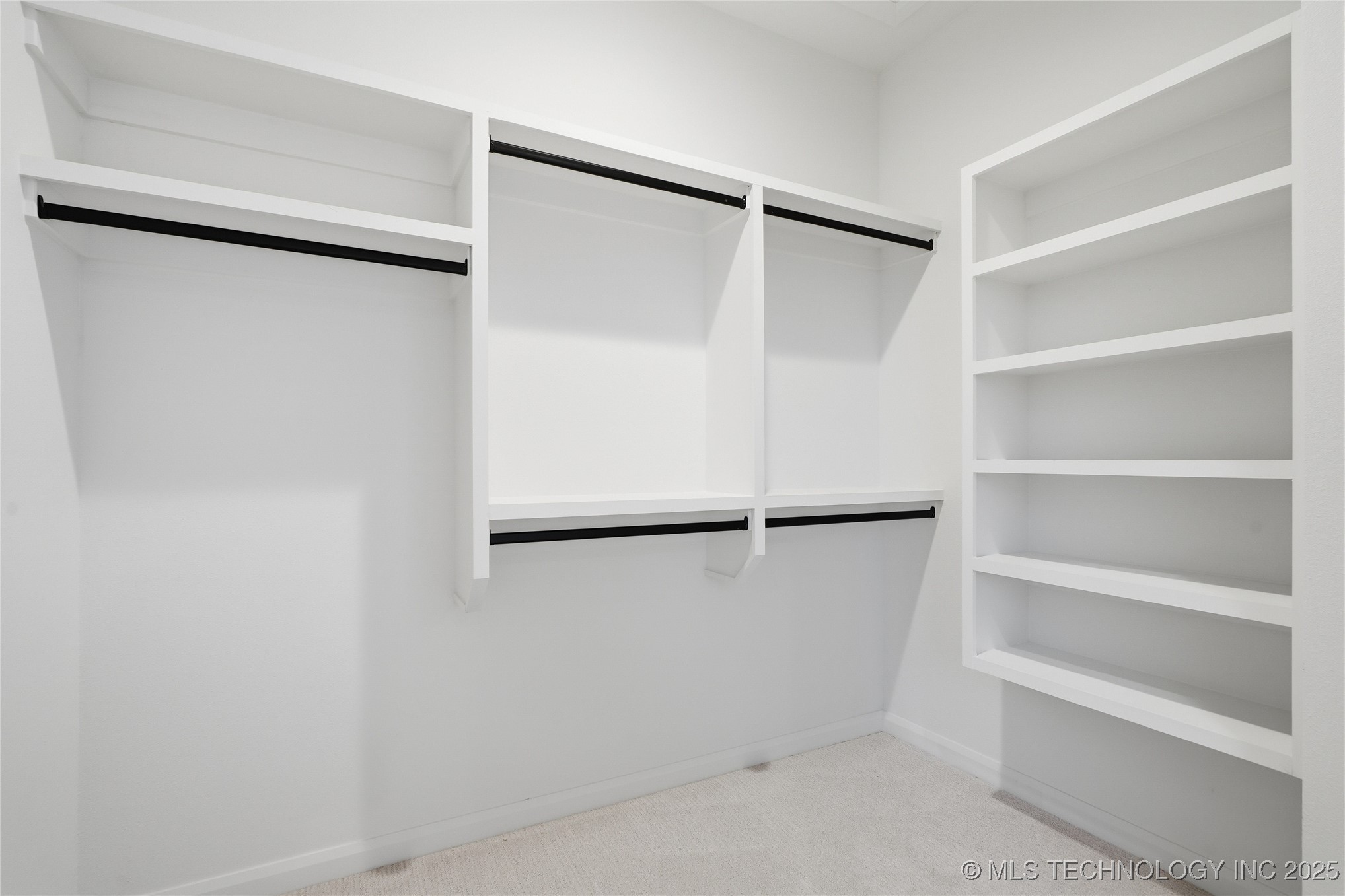 11903 S Vandalia Avenue