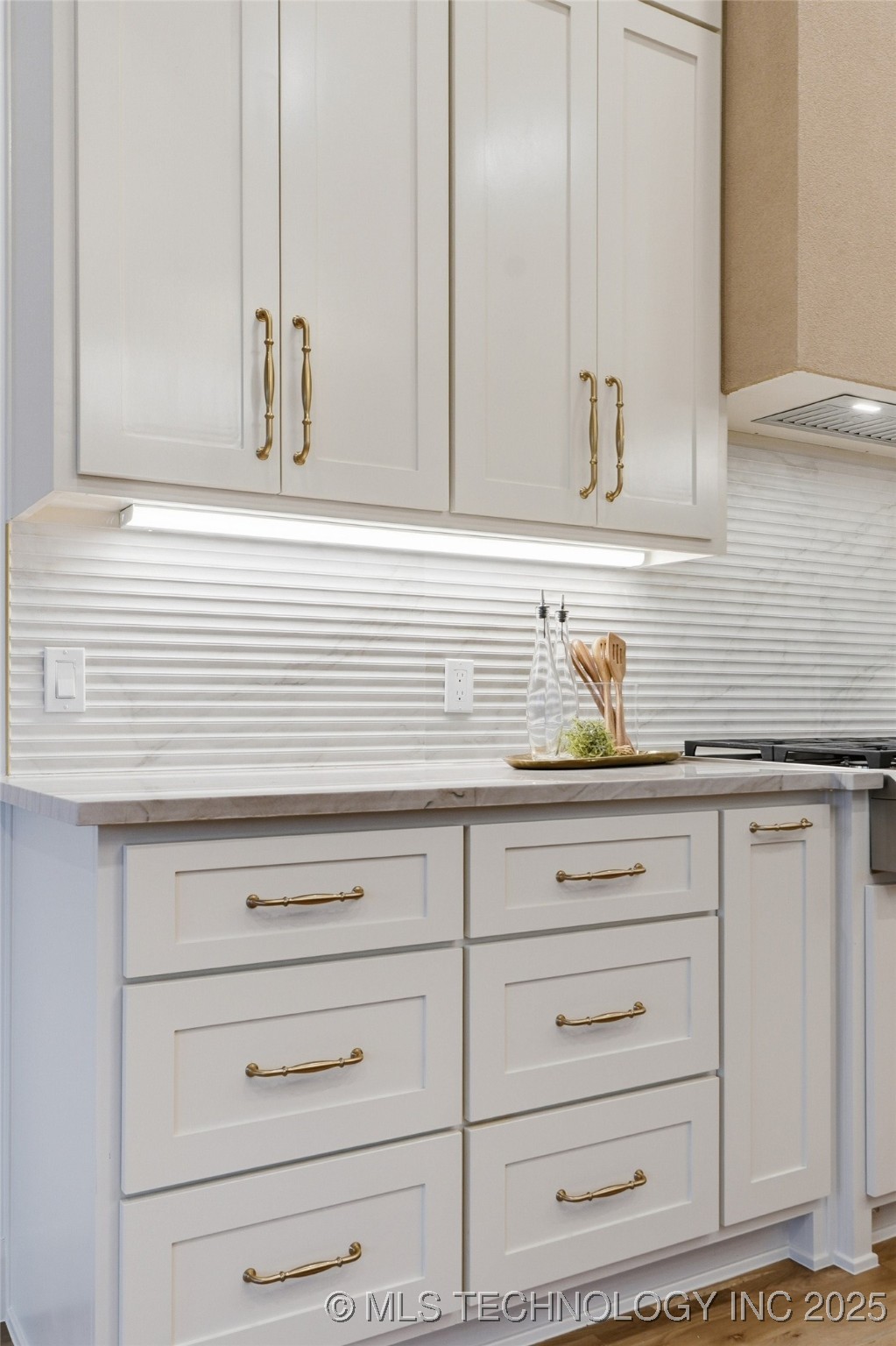 11903 S Vandalia Avenue