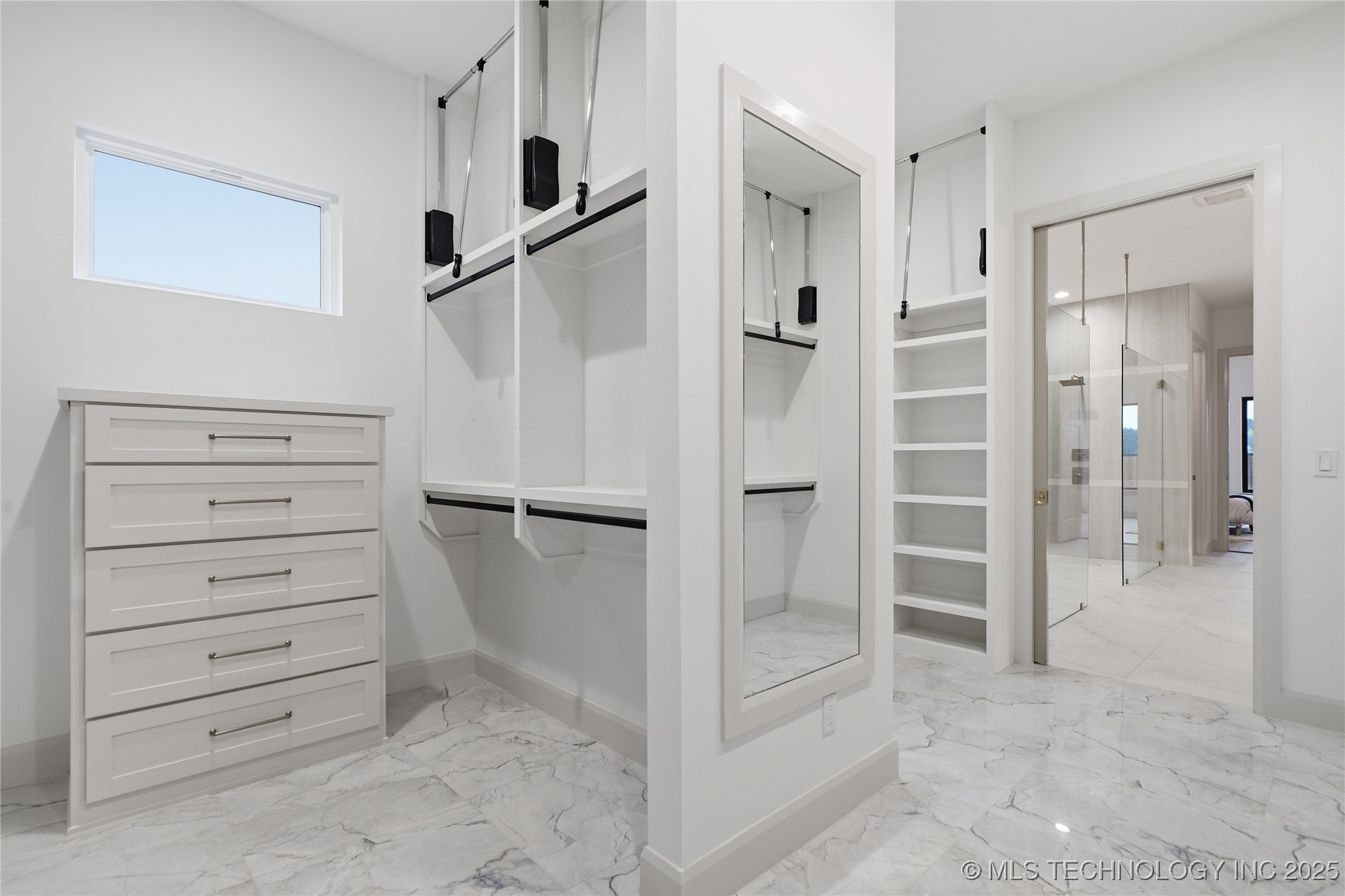 11903 S Vandalia Avenue