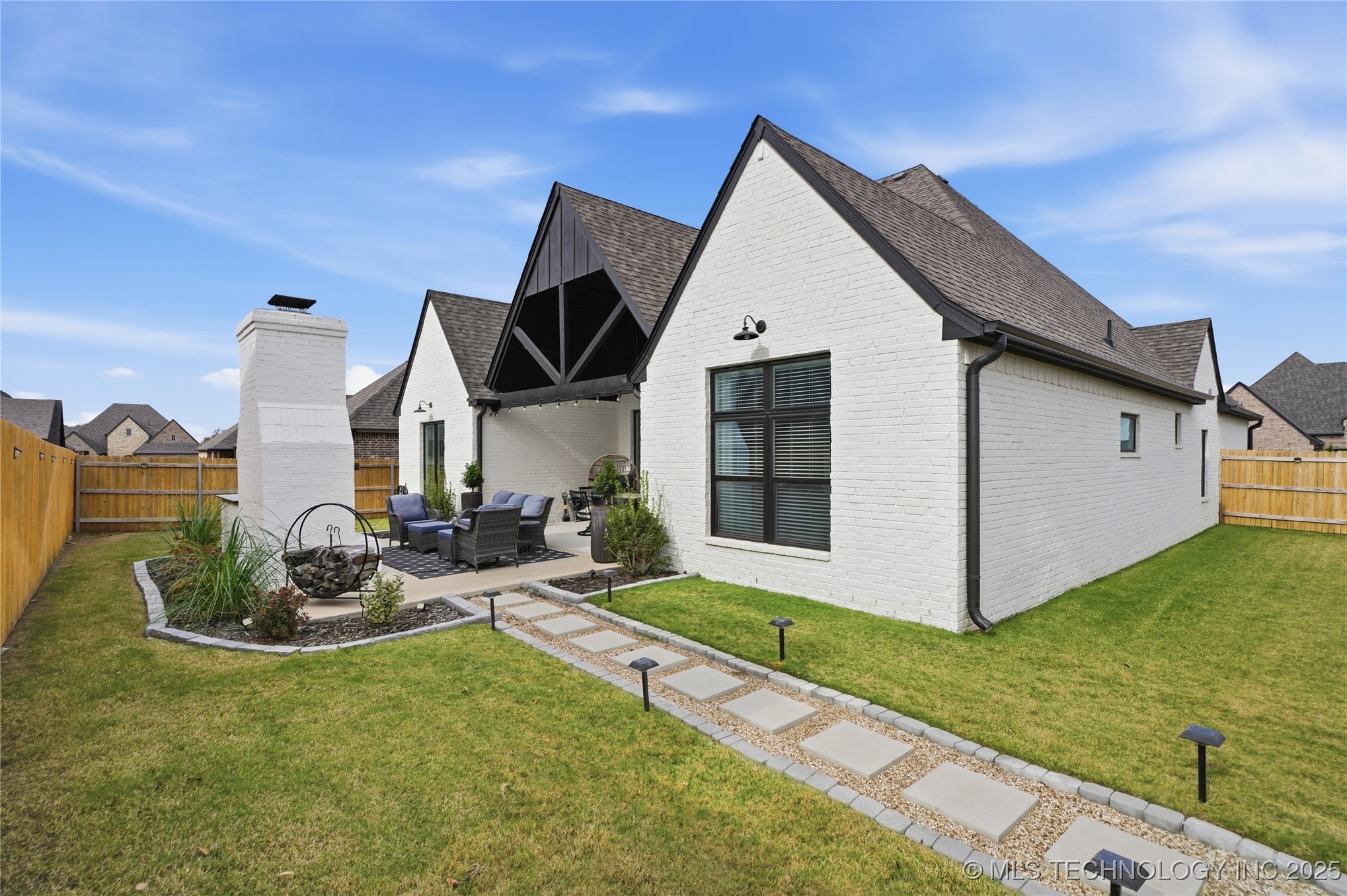 14510 E 80th Street North