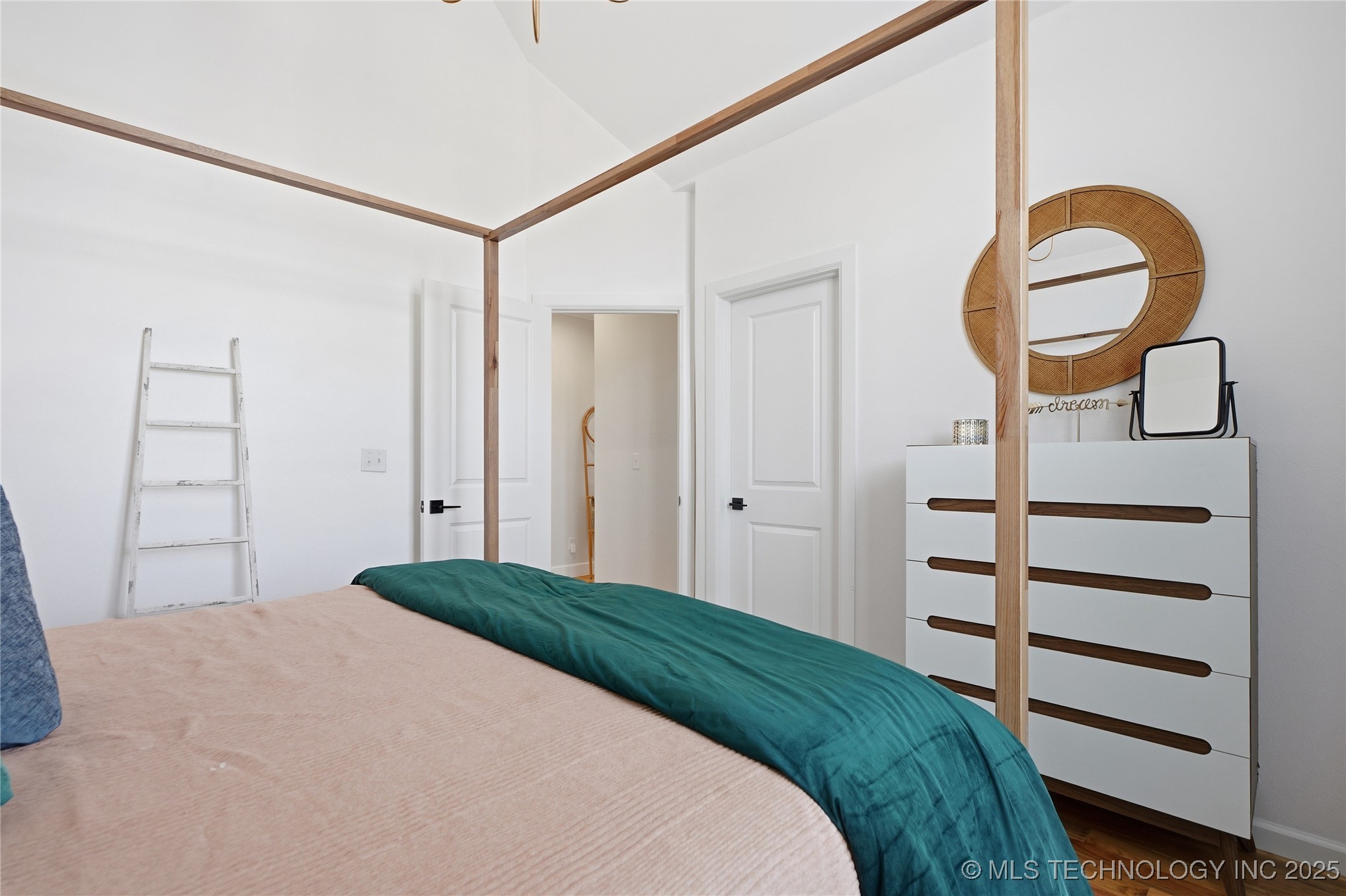 14510 E 80th Street North