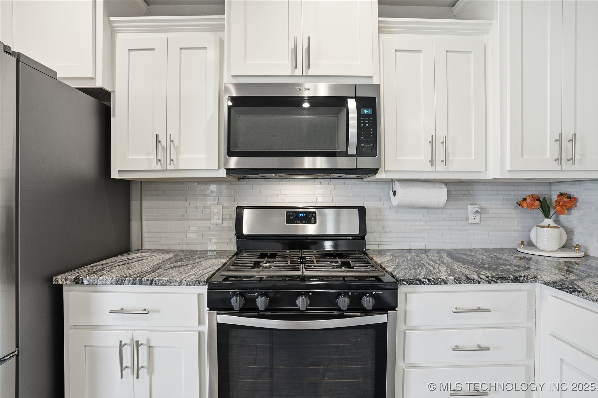 2016 W Huntsville Place