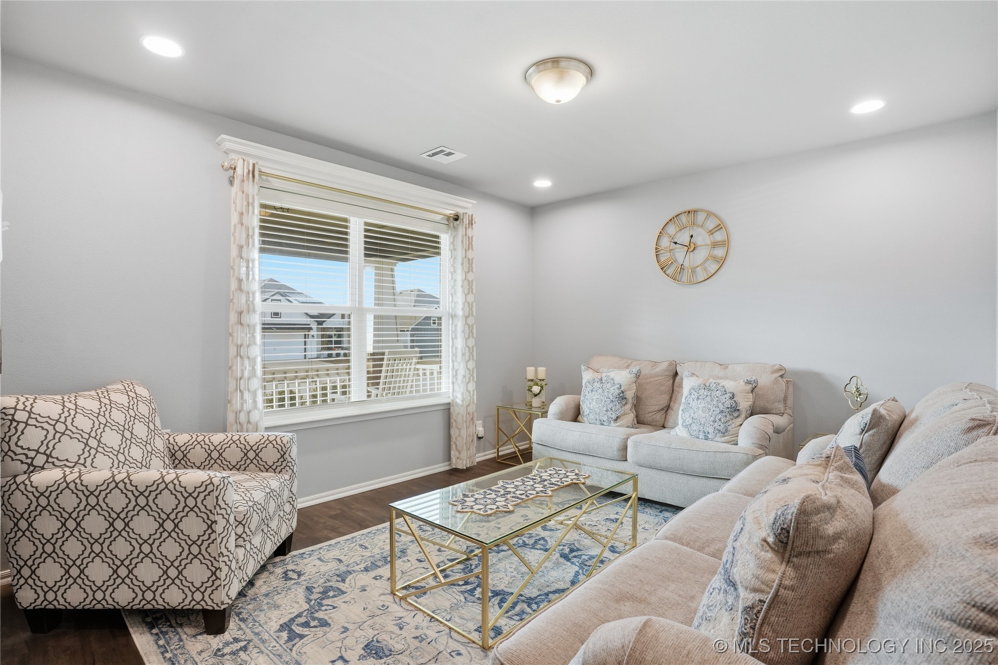 2016 W Huntsville Place