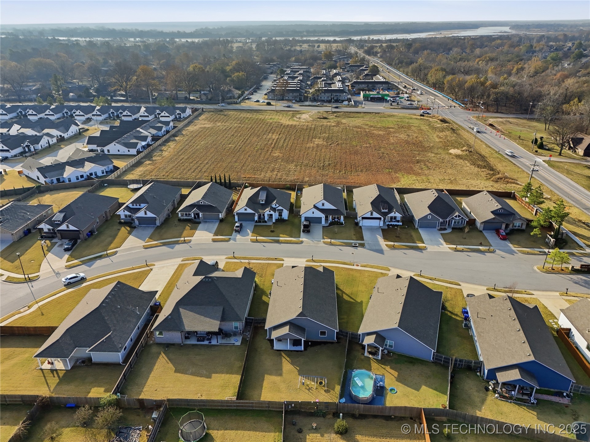 2016 W Huntsville Place