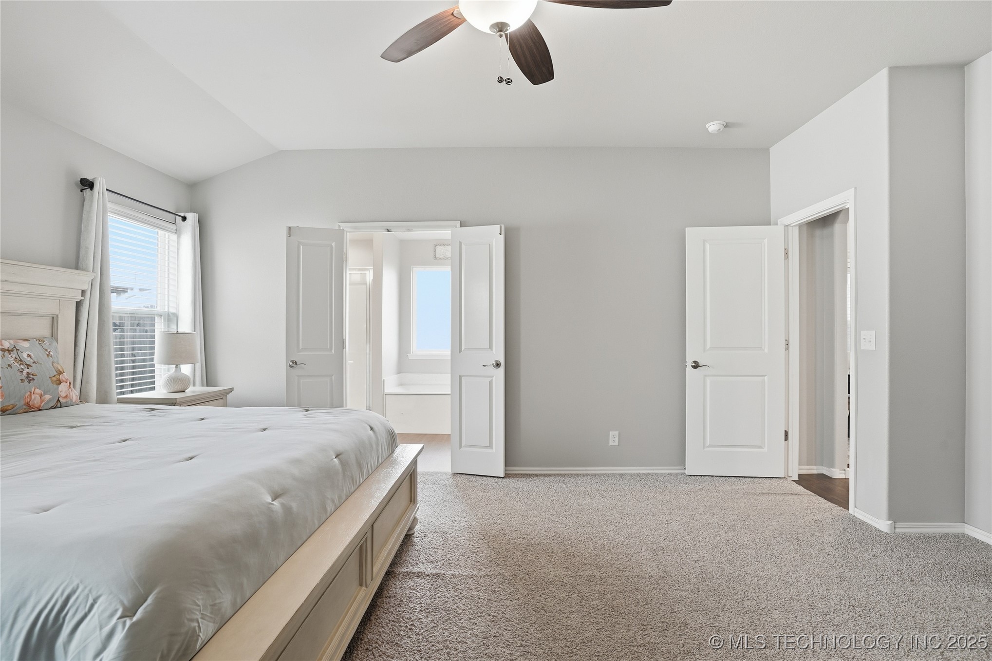 2016 W Huntsville Place