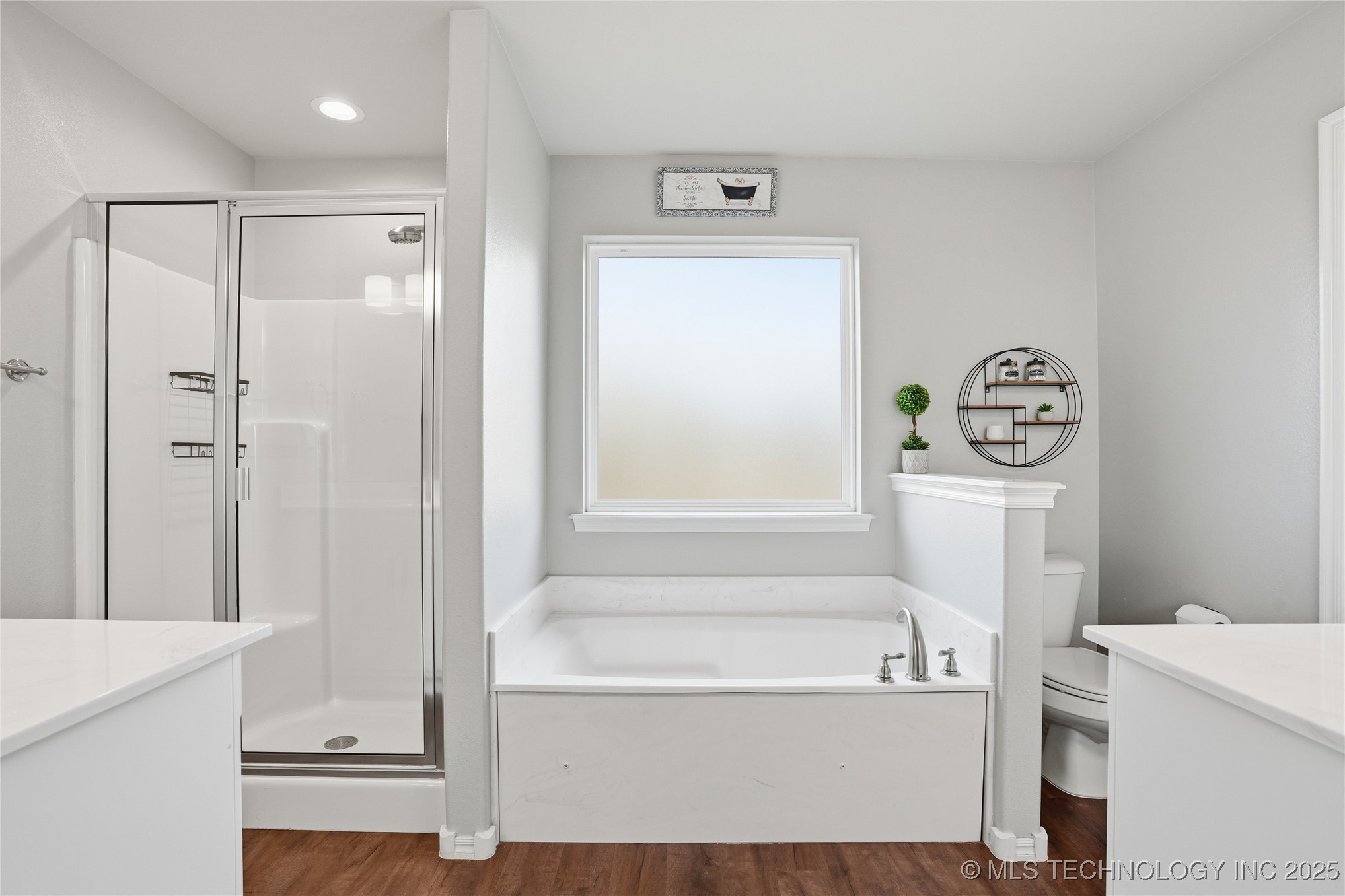 2016 W Huntsville Place