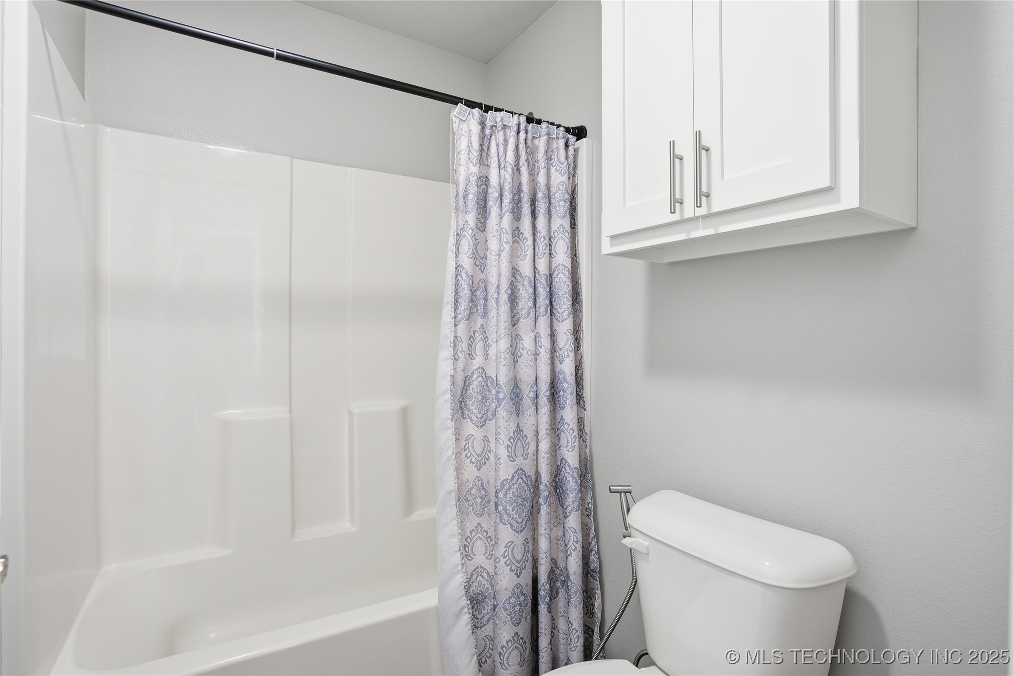 2016 W Huntsville Place