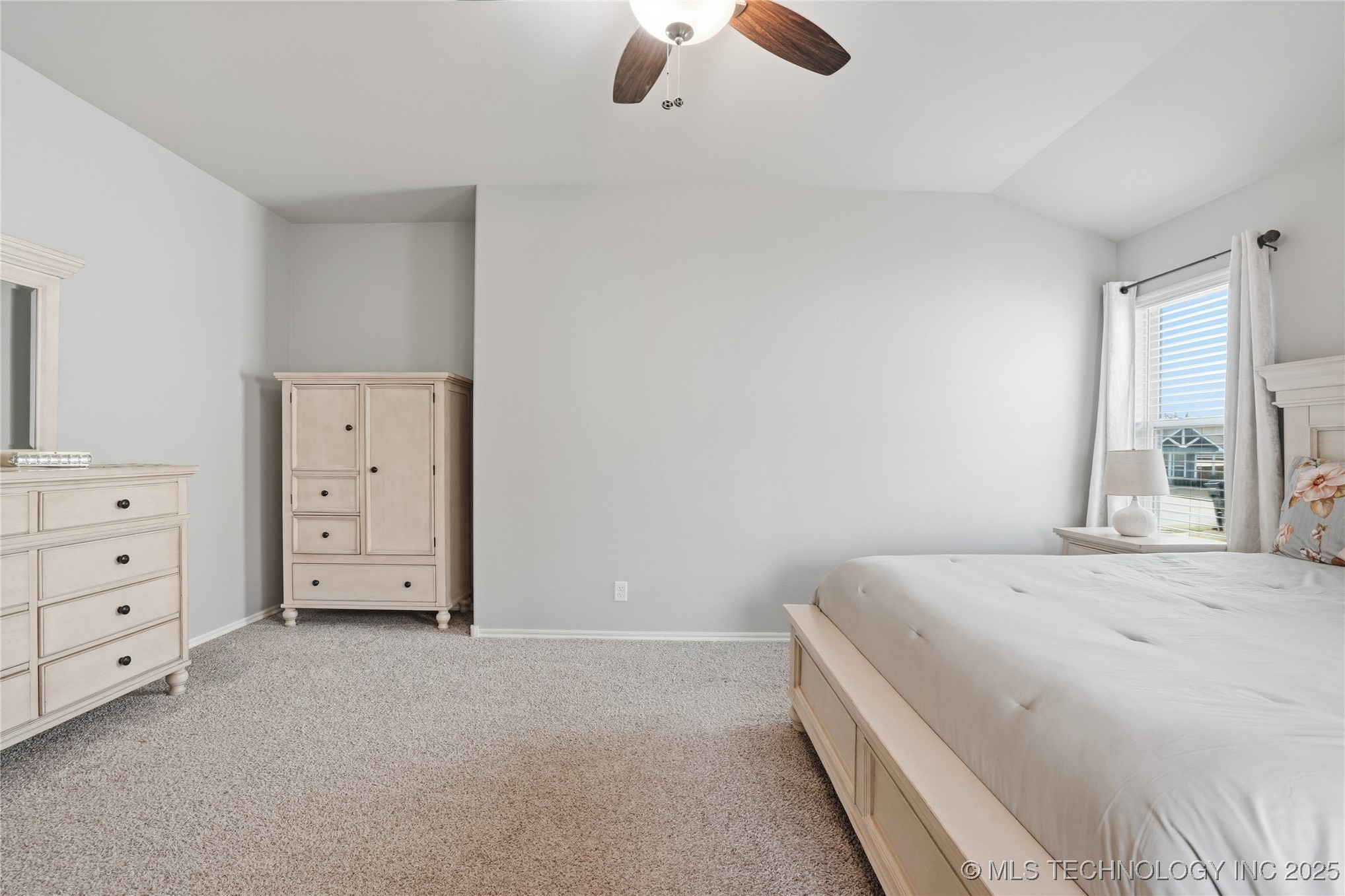 2016 W Huntsville Place