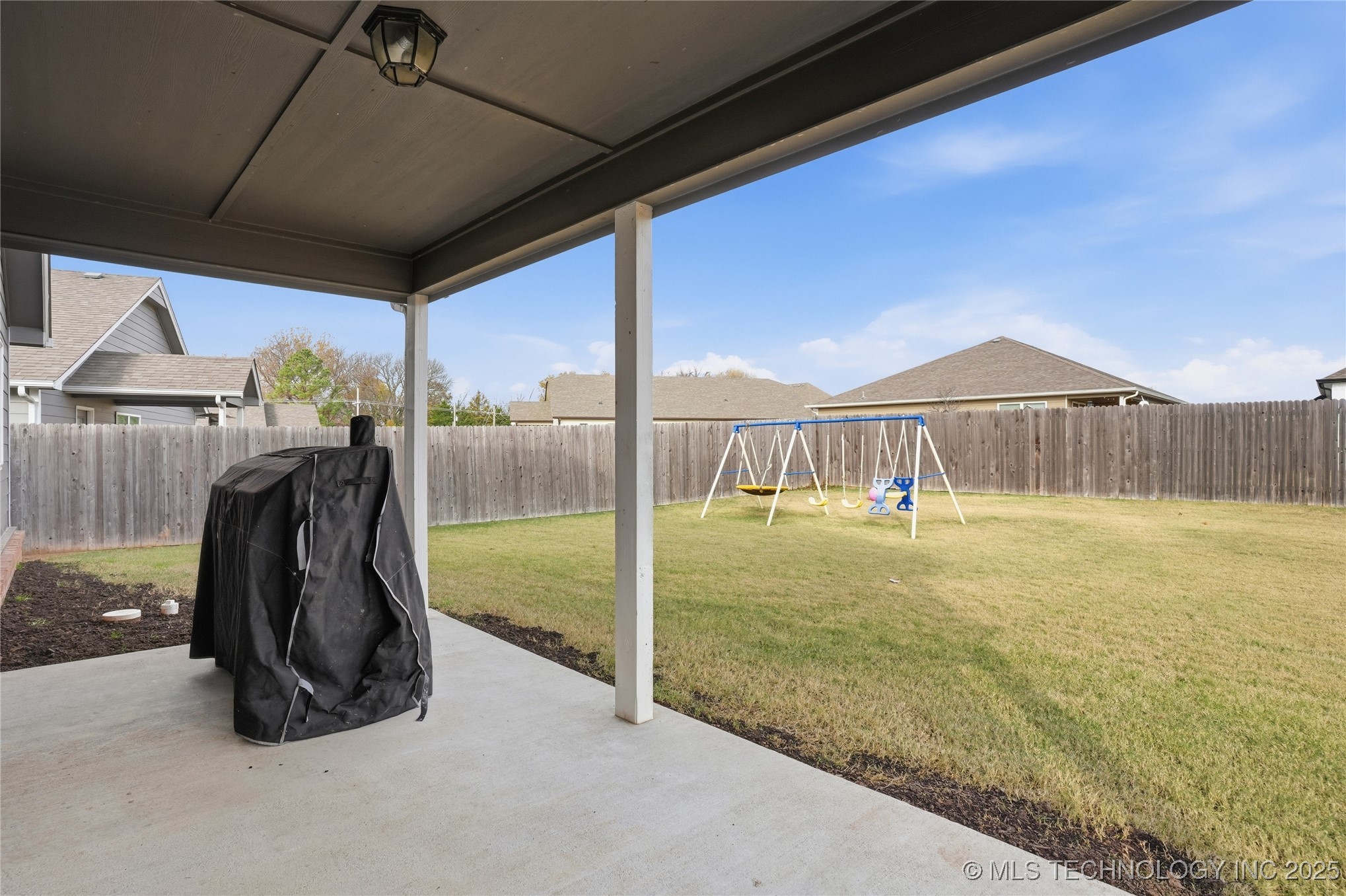 2016 W Huntsville Place