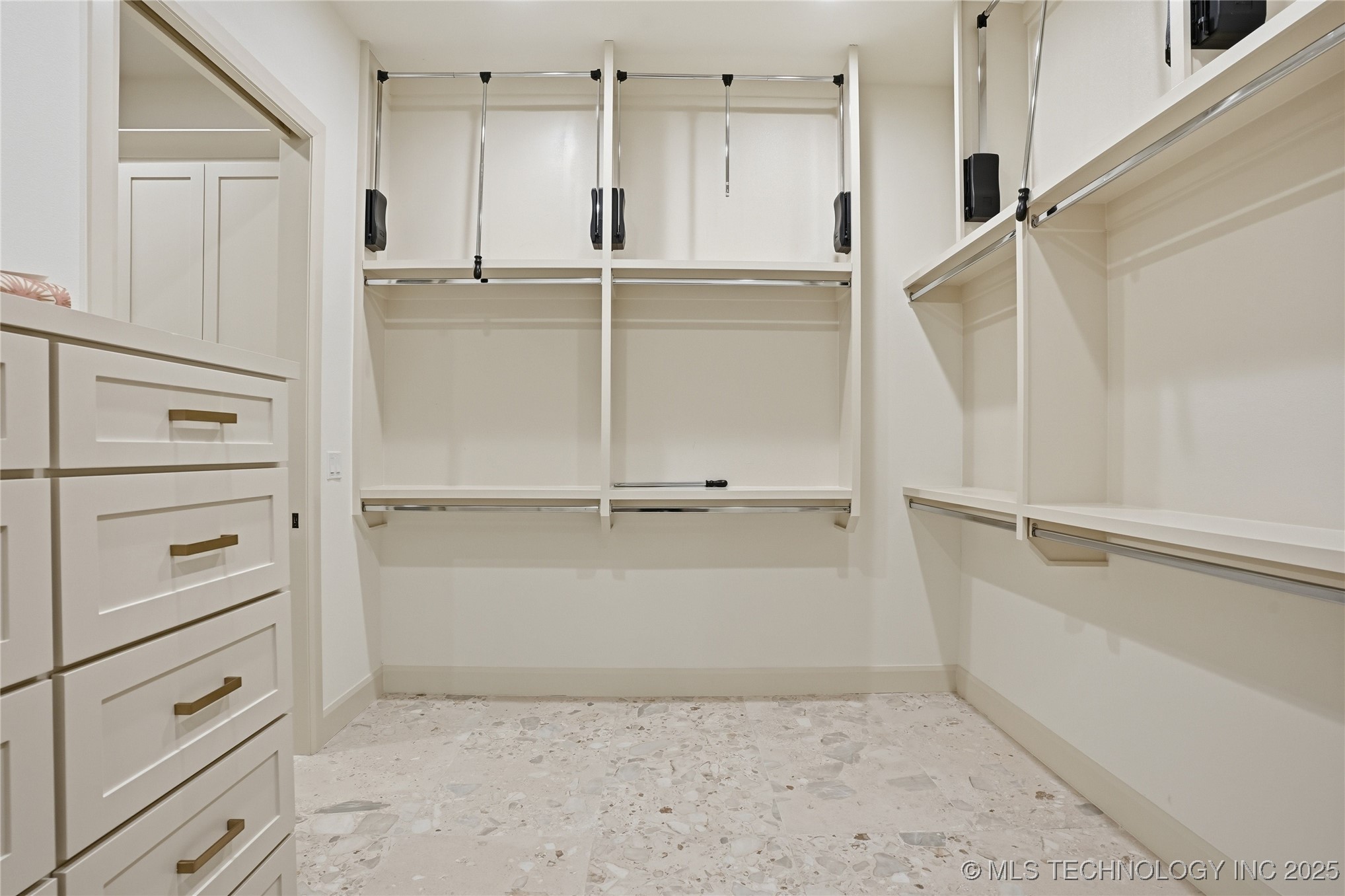 12029 S Vandalia Avenue