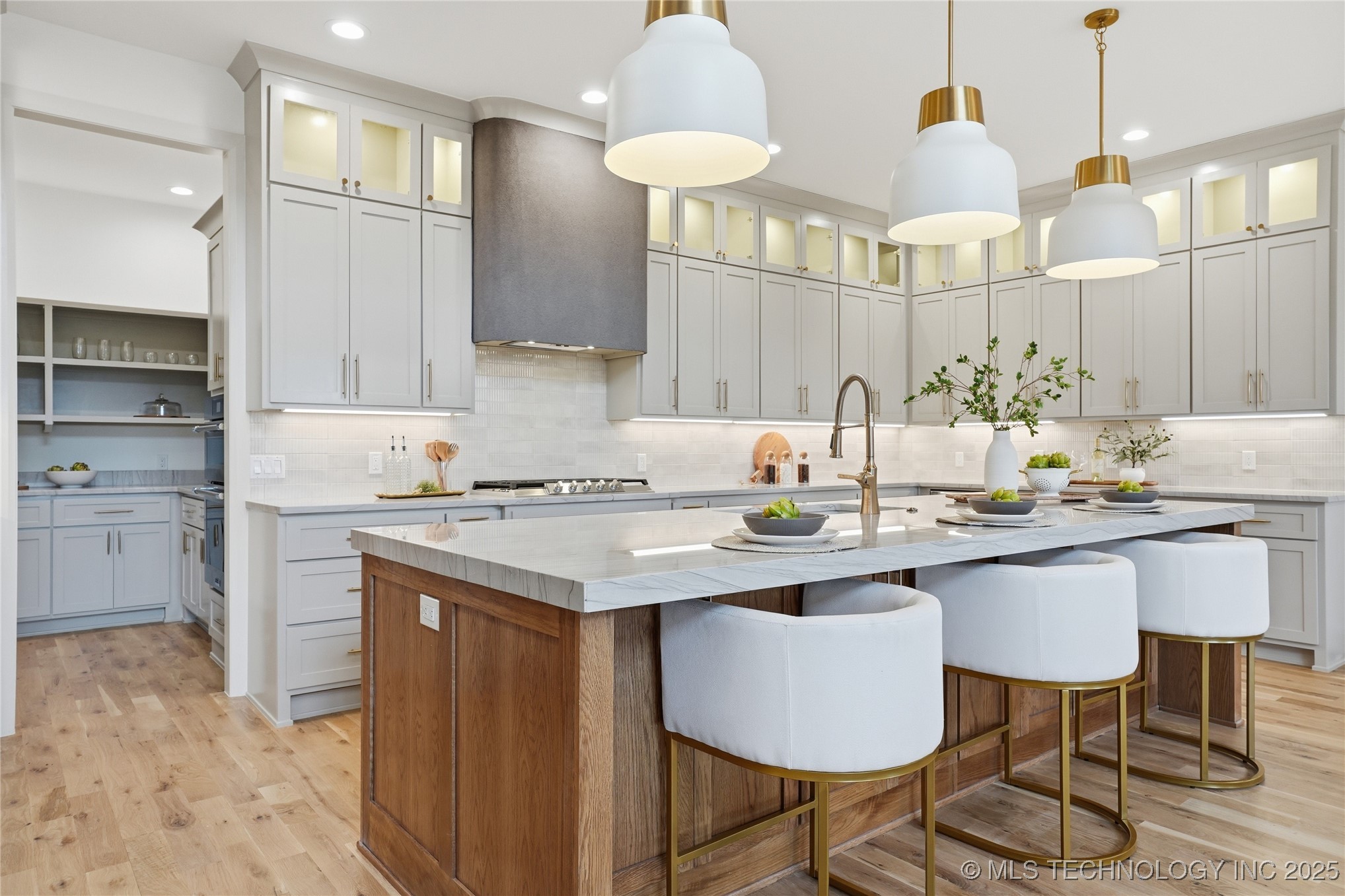 12029 S Vandalia Avenue