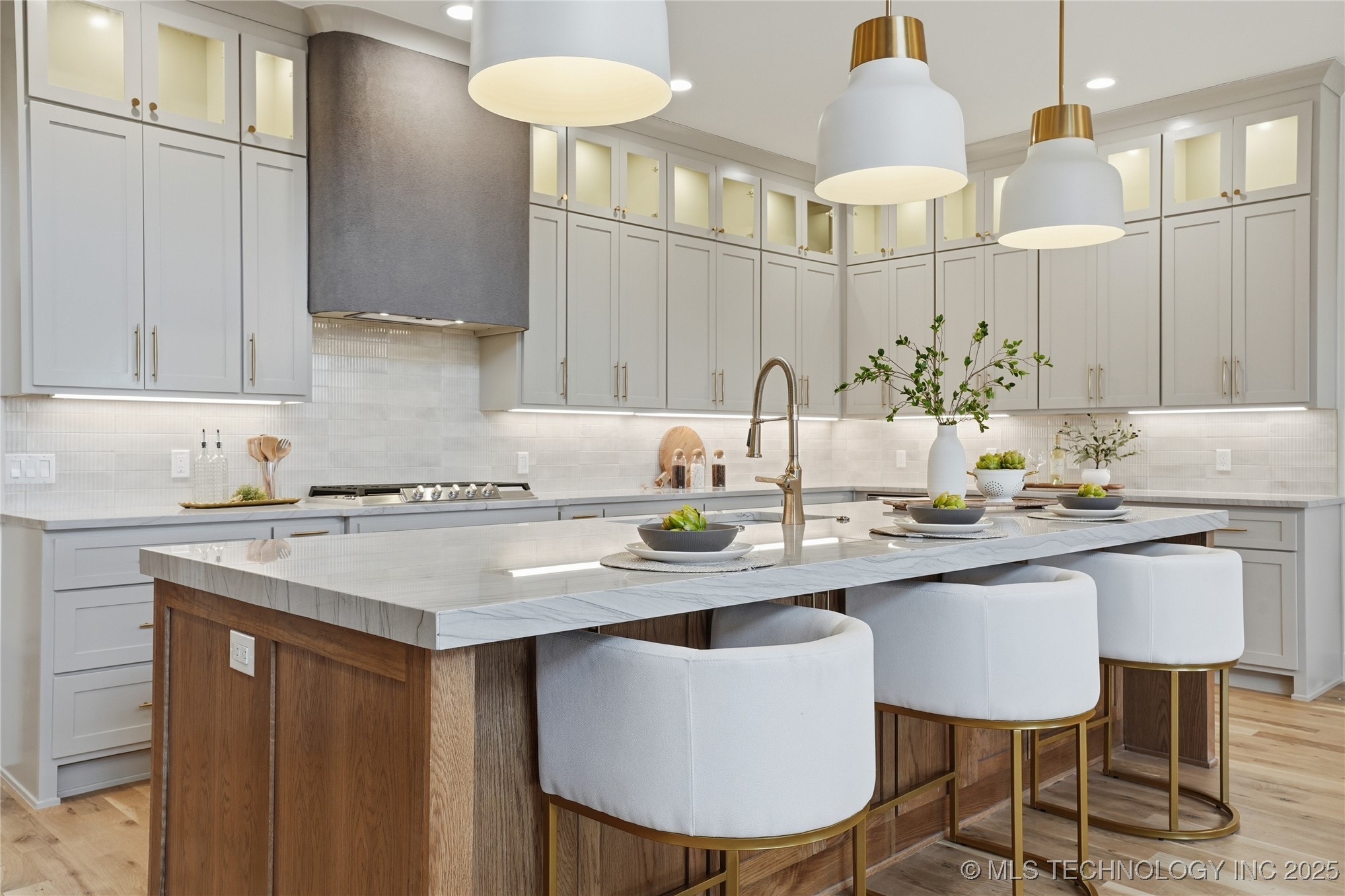 12029 S Vandalia Avenue