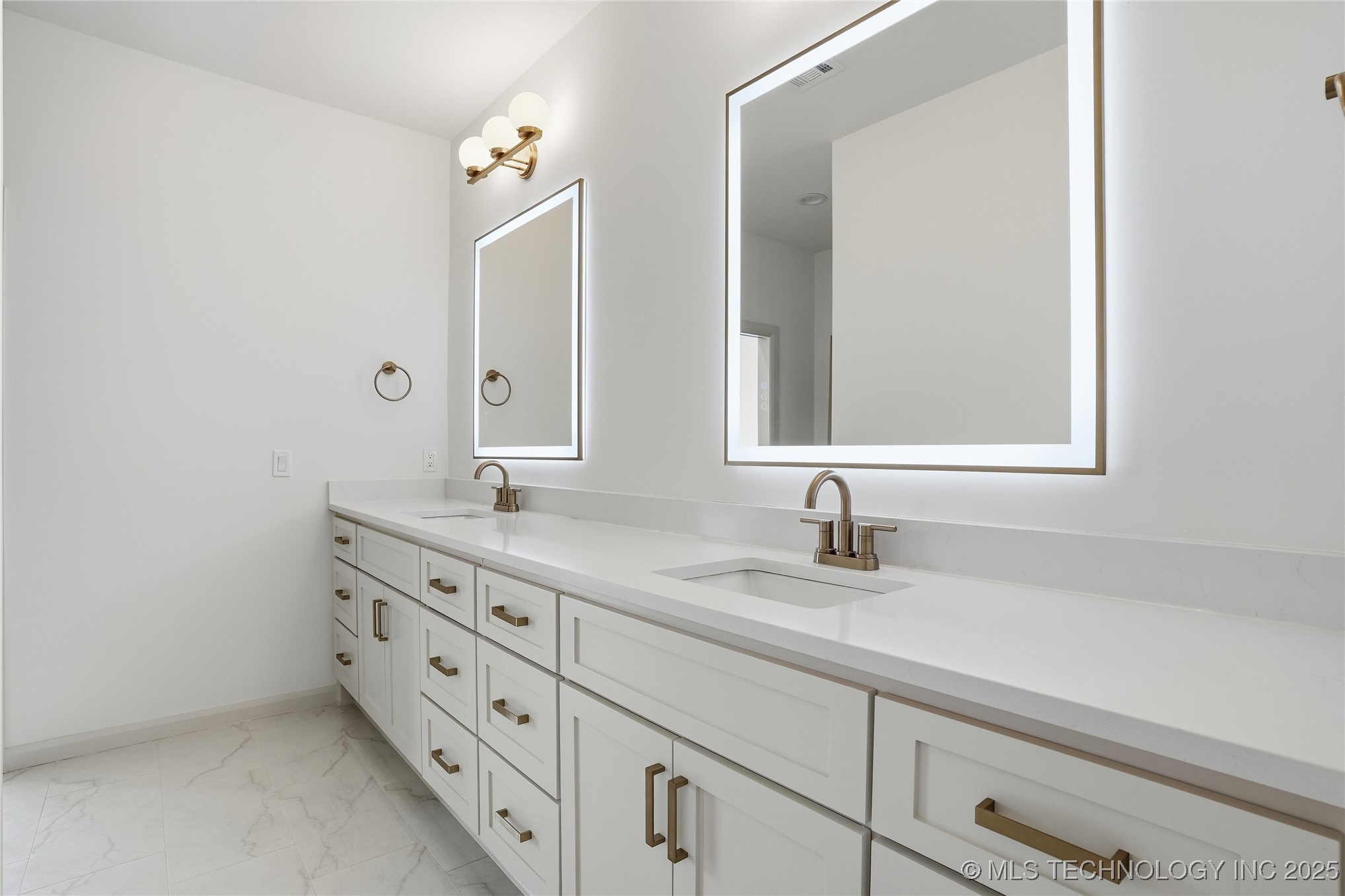 12029 S Vandalia Avenue