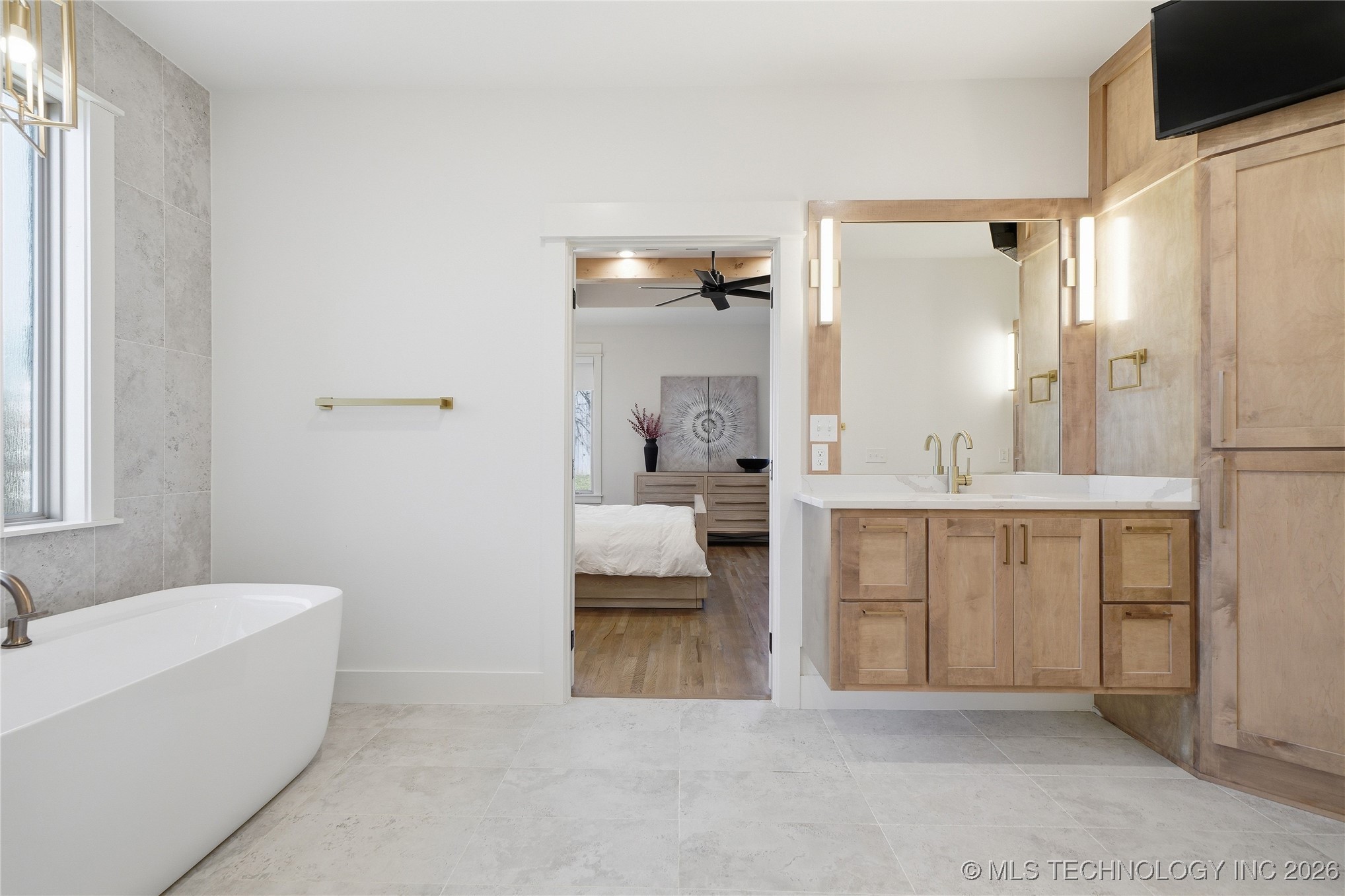 9705 E 116th Place S