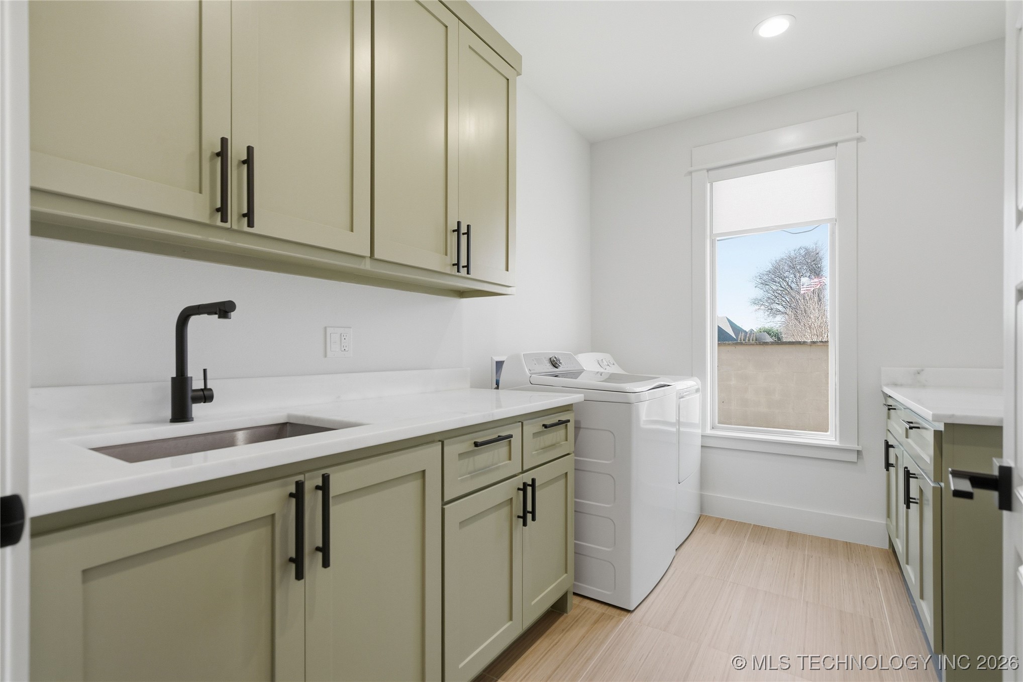 9705 E 116th Place S