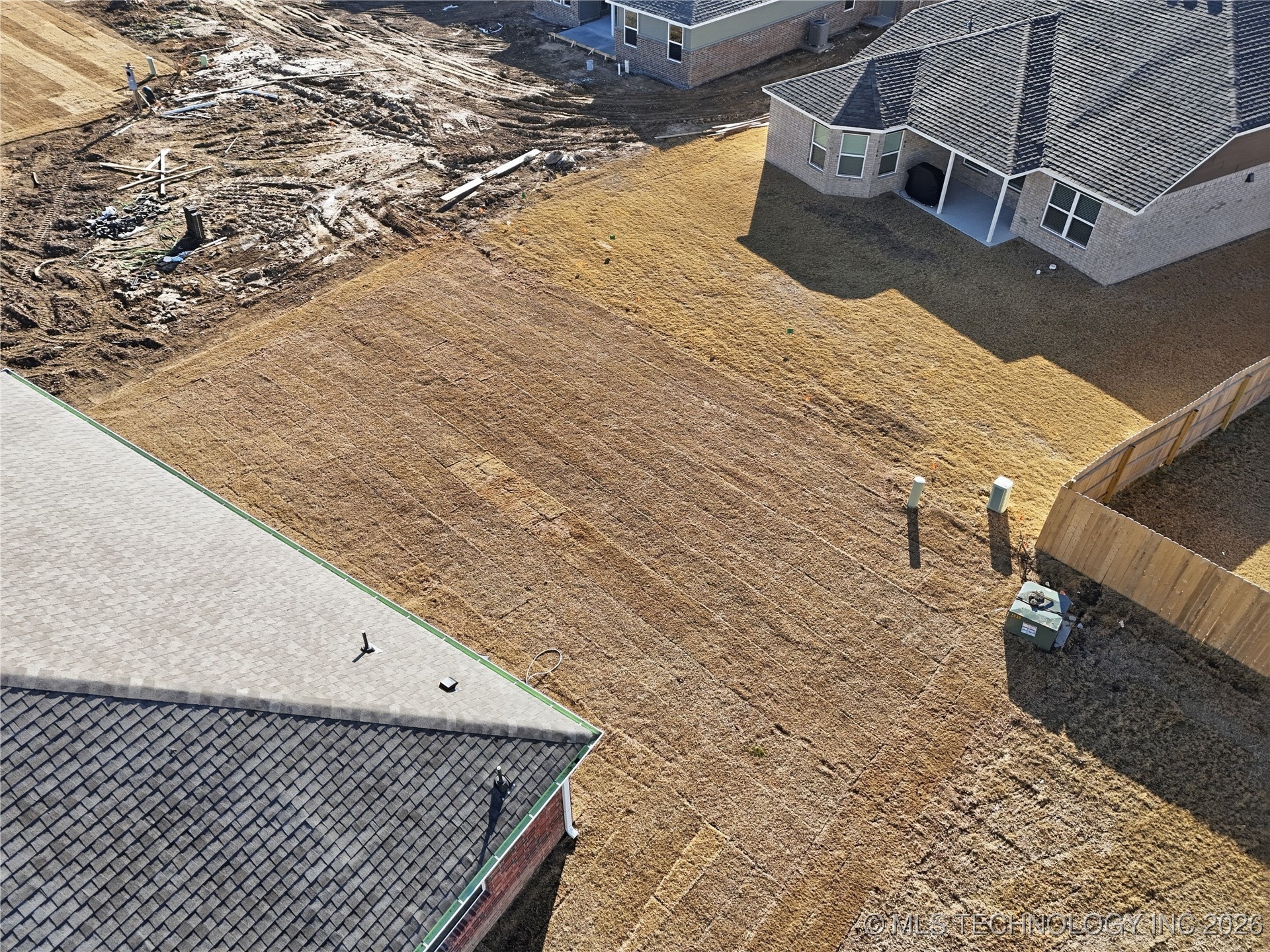 3821 W Edgewater Court