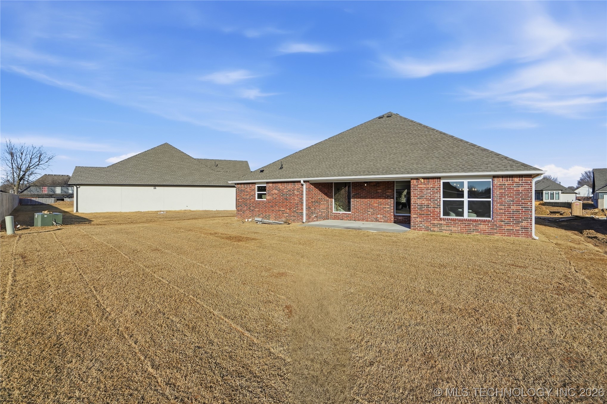 3821 W Edgewater Court