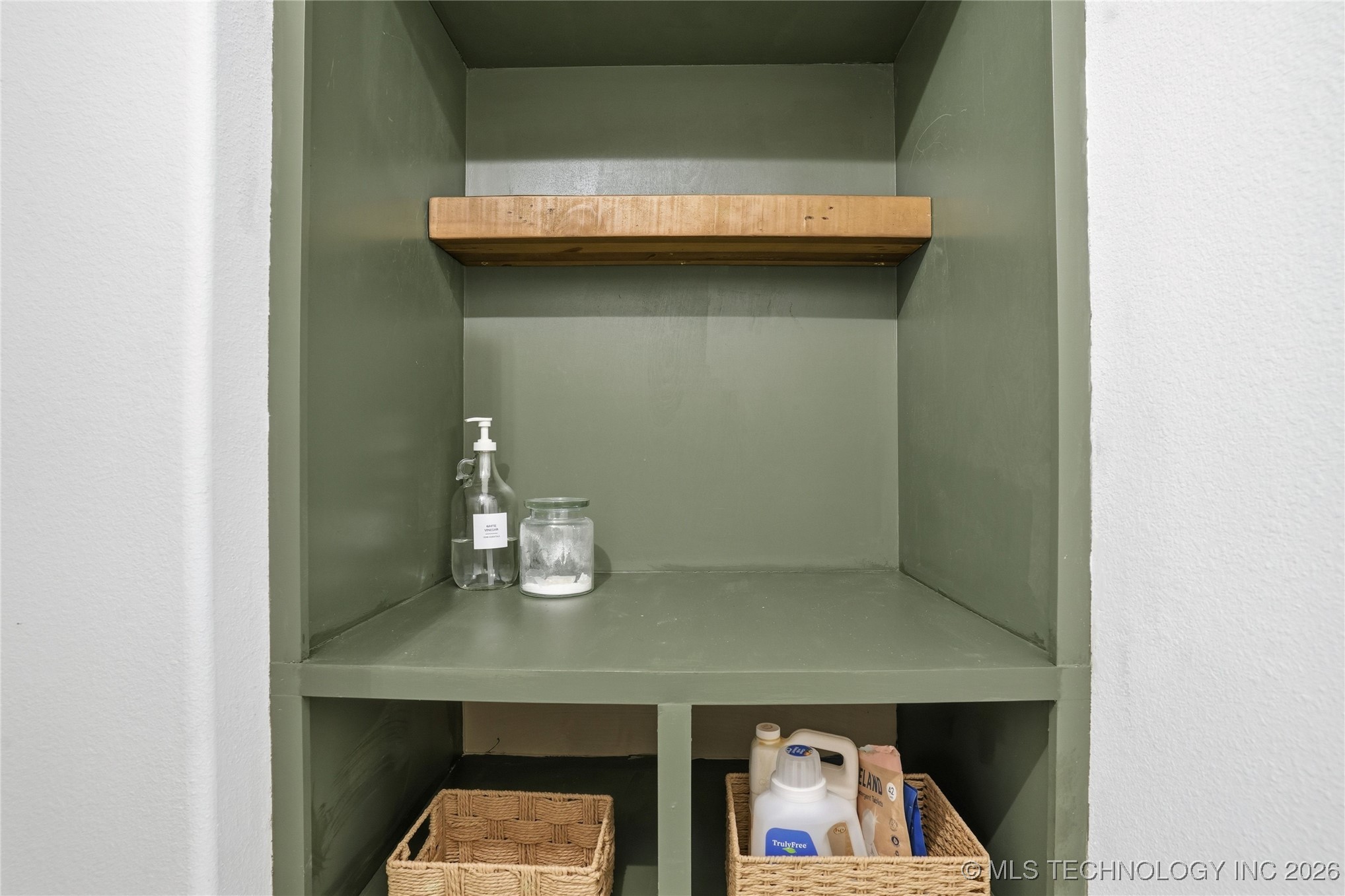 3908 W 103rd Place S