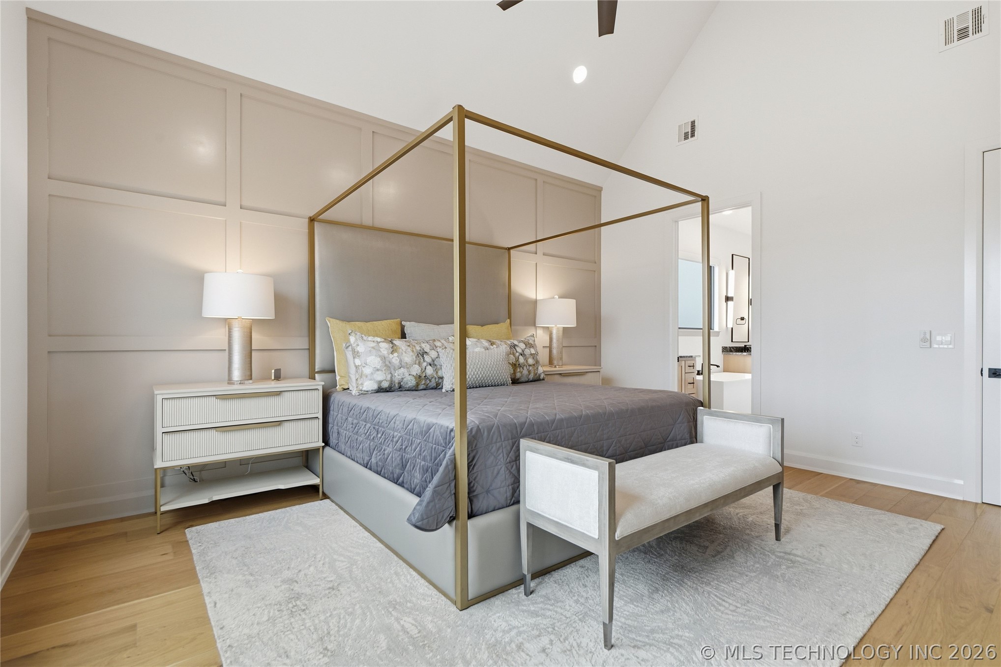 12011 S Vandalia Avenue