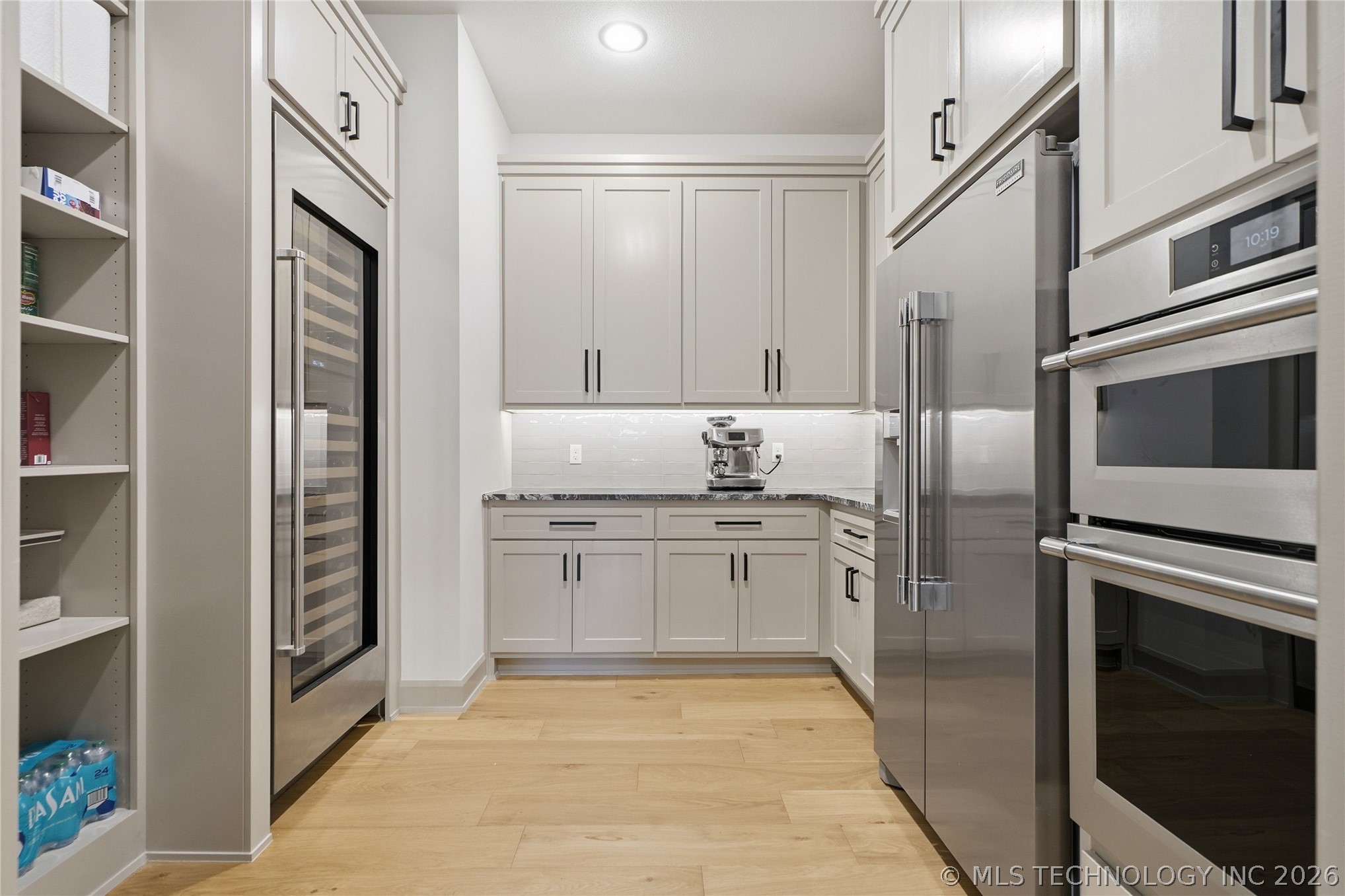 12011 S Vandalia Avenue