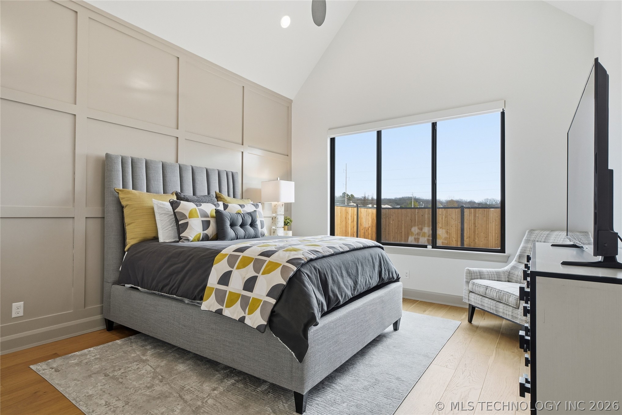 12011 S Vandalia Avenue