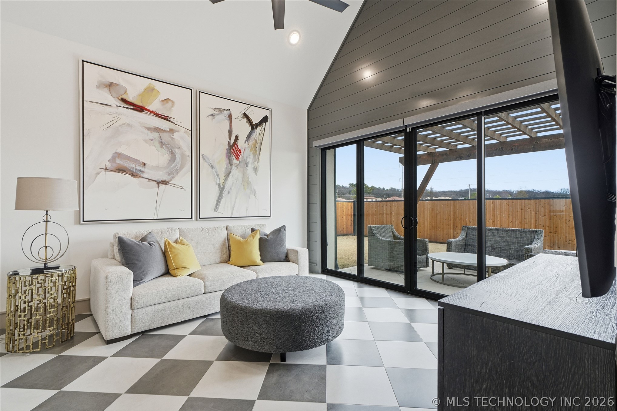 12011 S Vandalia Avenue