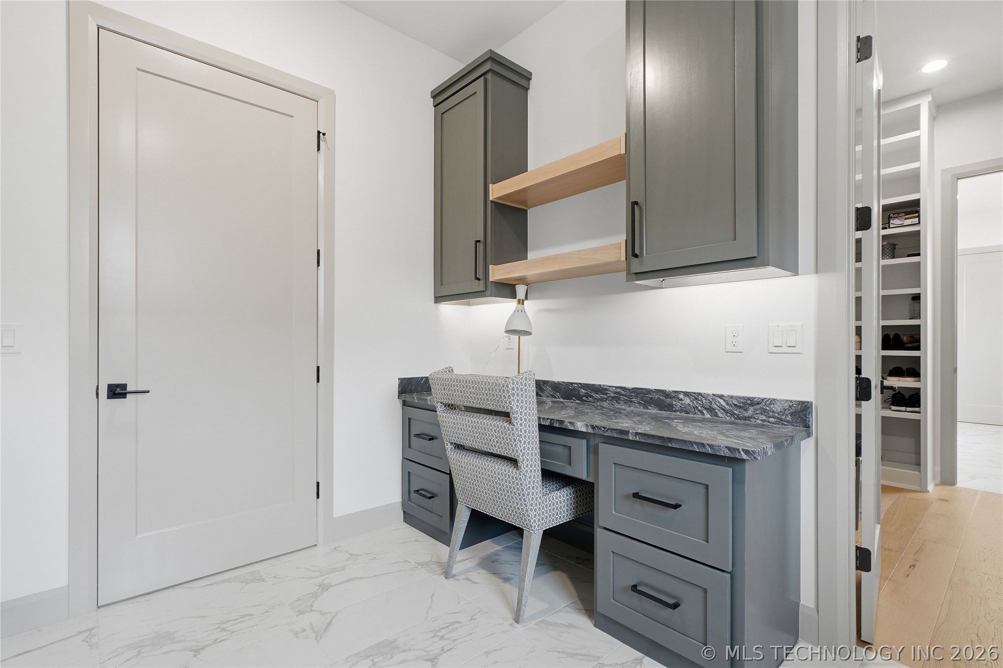 12011 S Vandalia Avenue