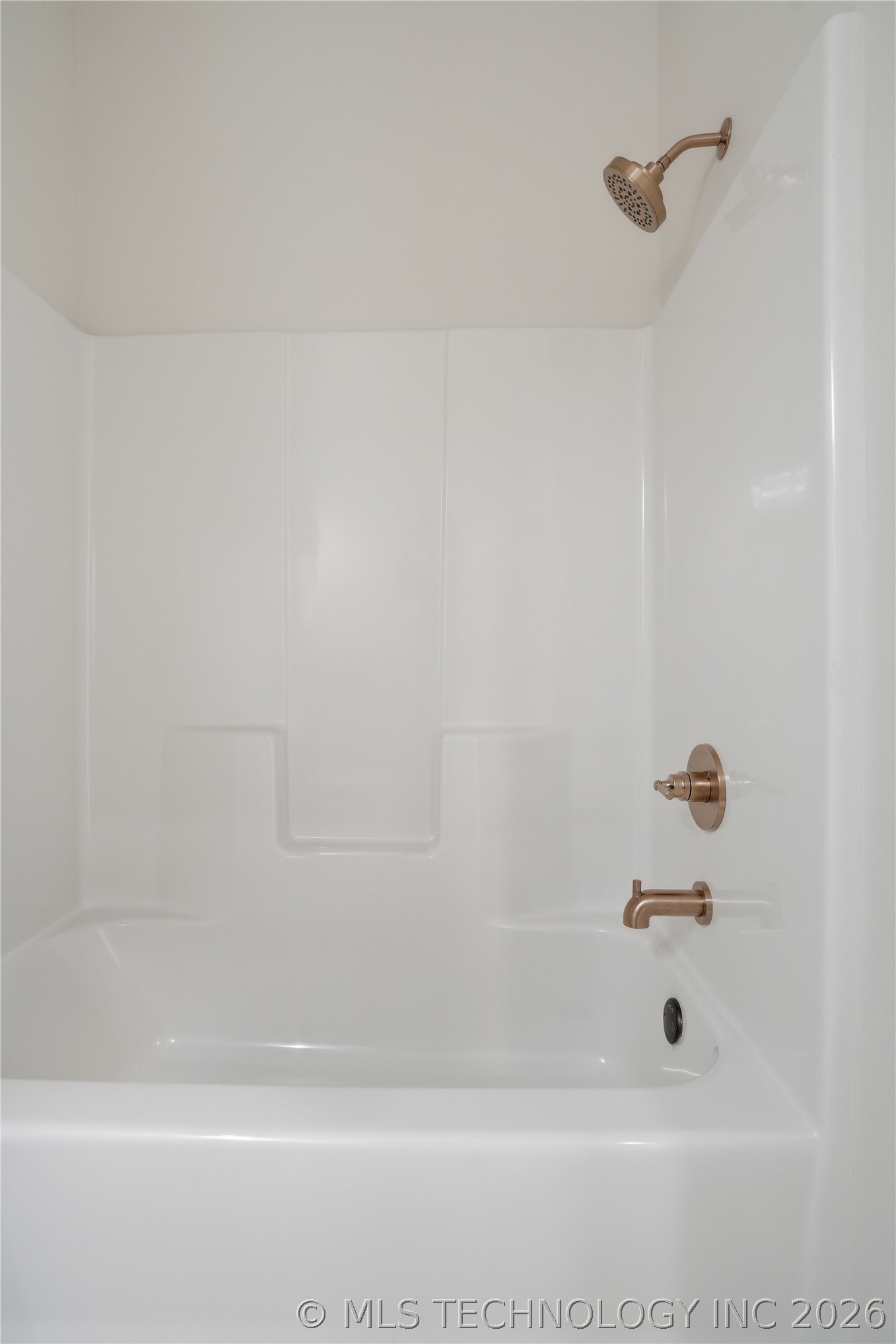 9545 N Cincinnati Street