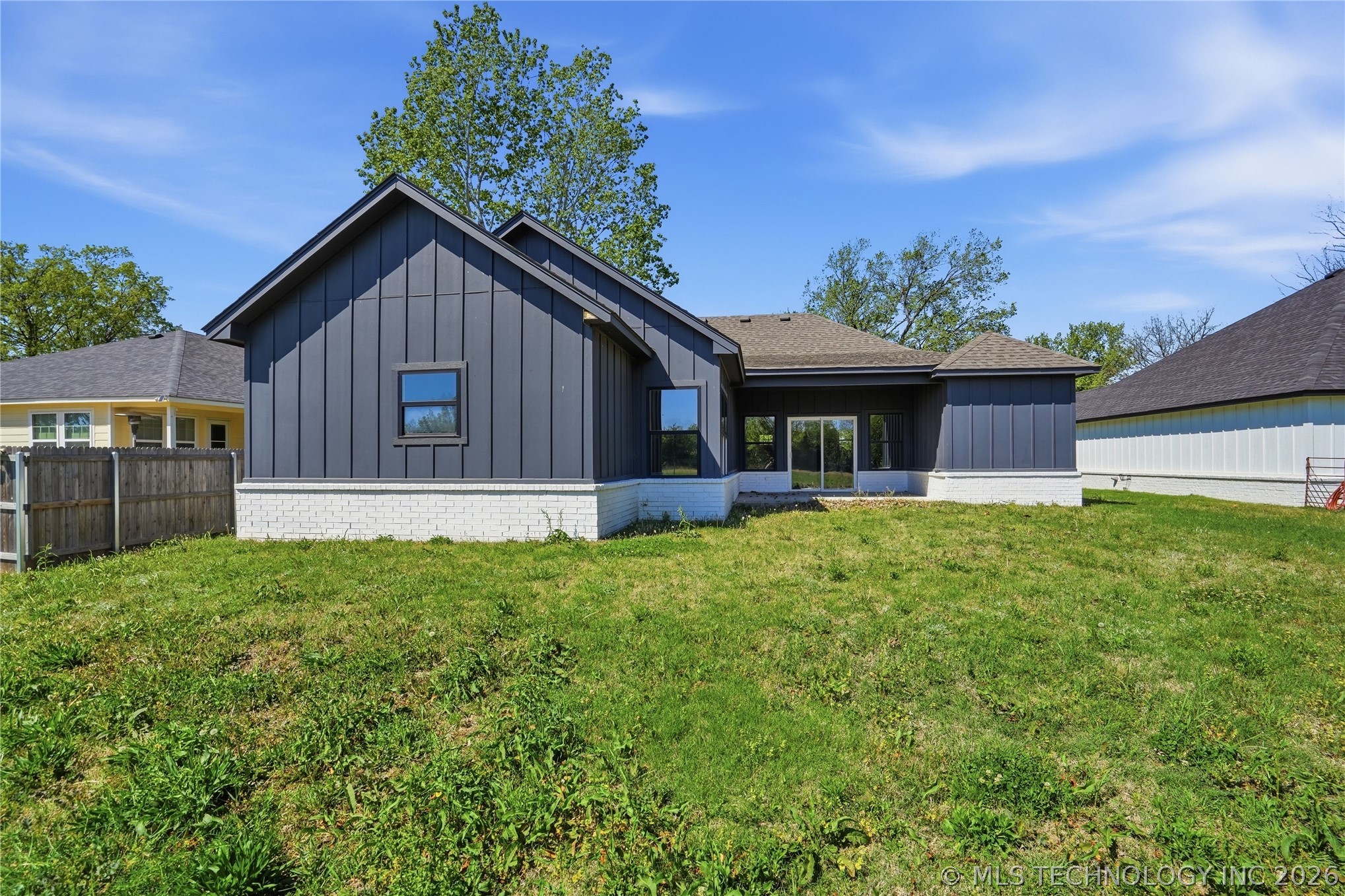 9545 N Cincinnati Street