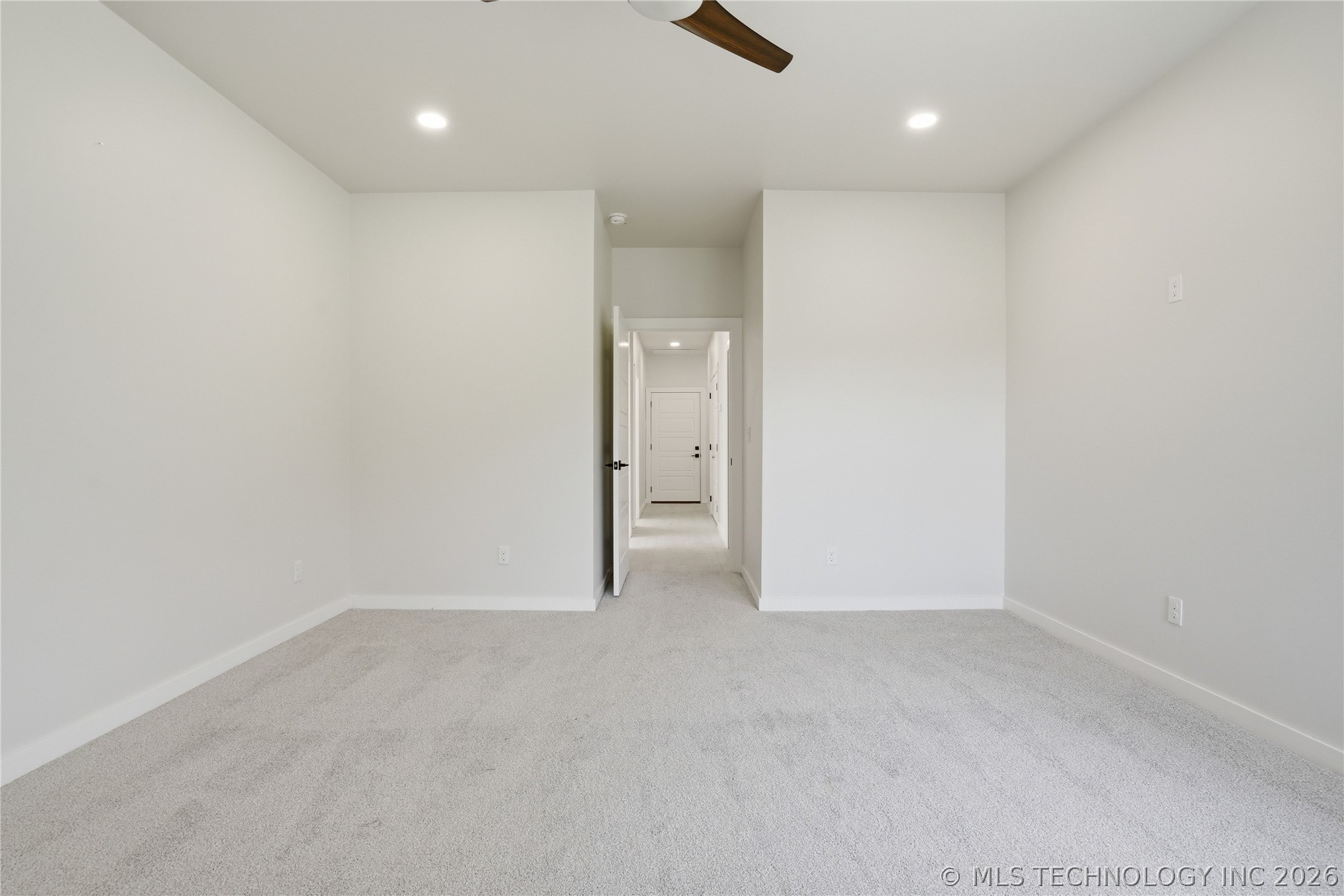 9545 N Cincinnati Street