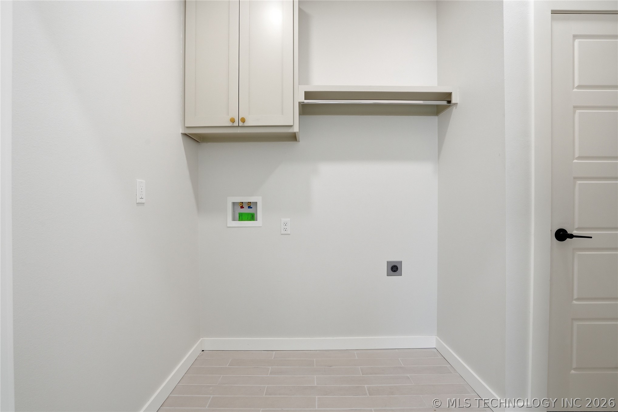 9545 N Cincinnati Street