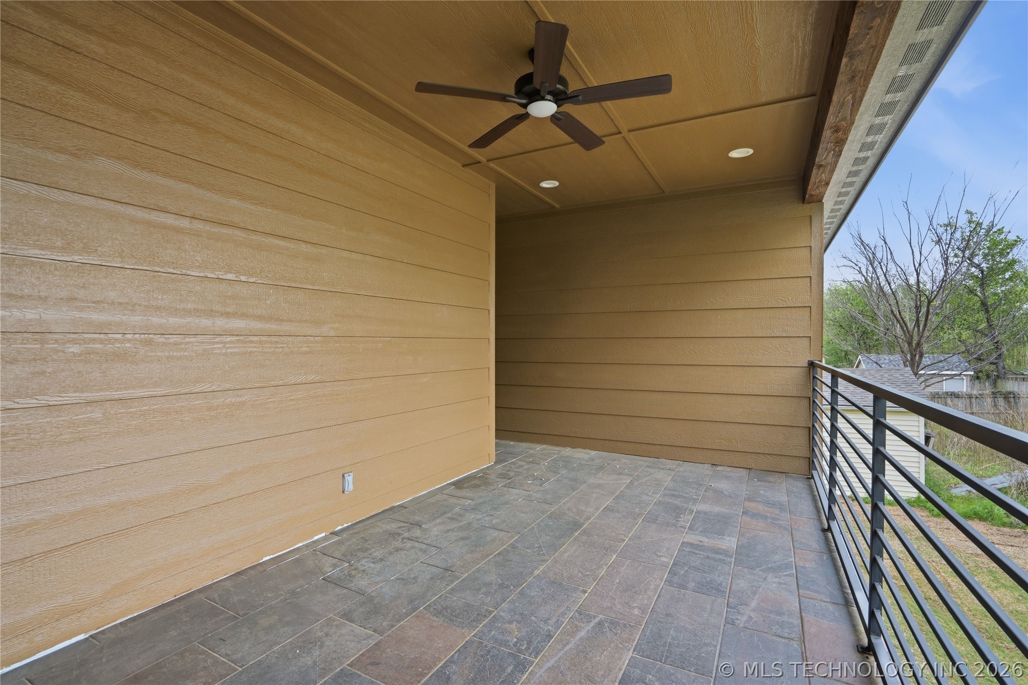 1414 E University Avenue