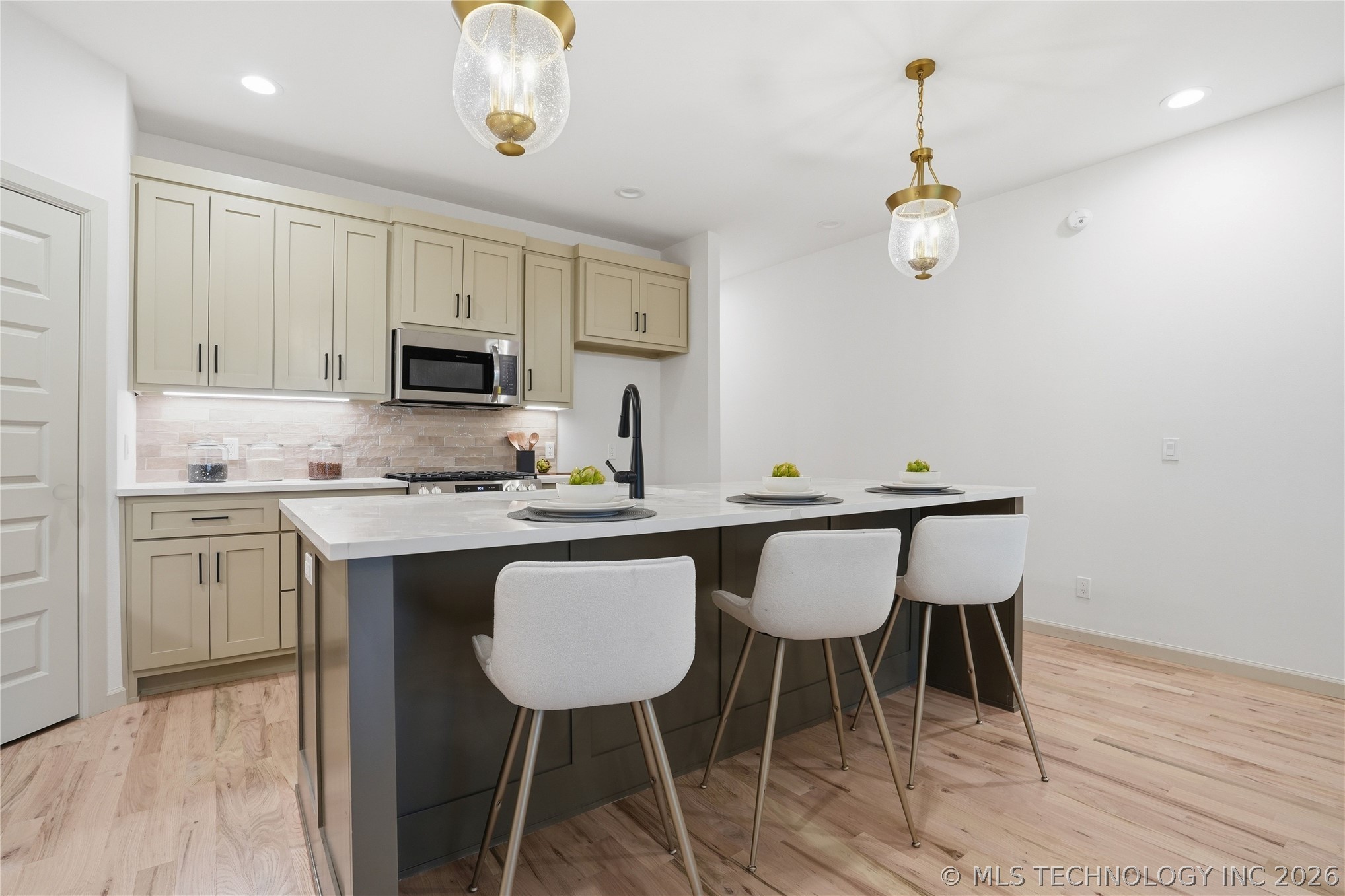 1414 E University Avenue