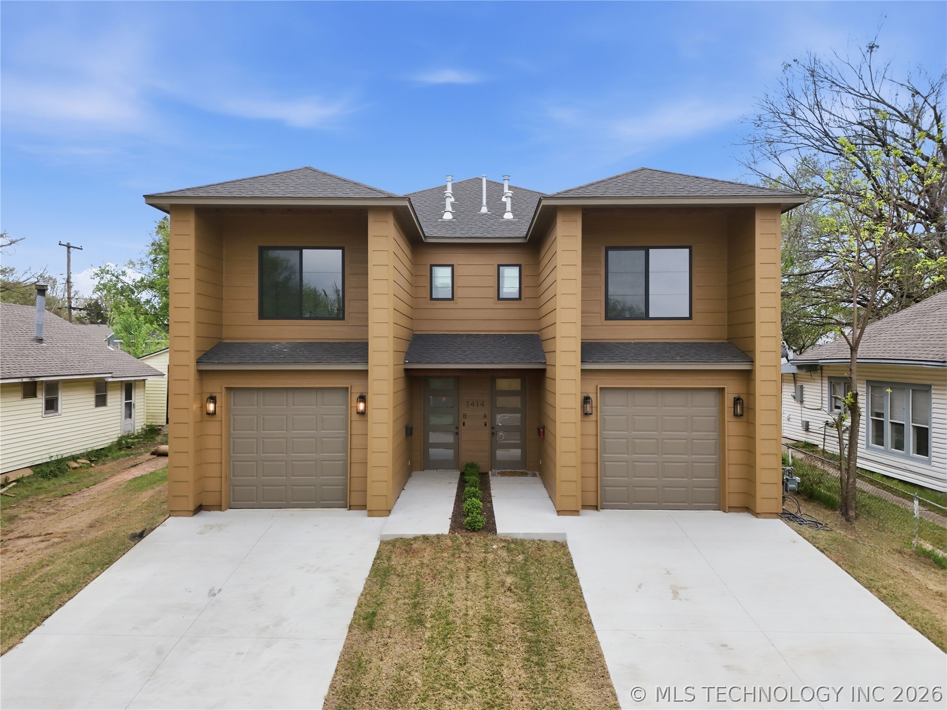 1414 E University Avenue