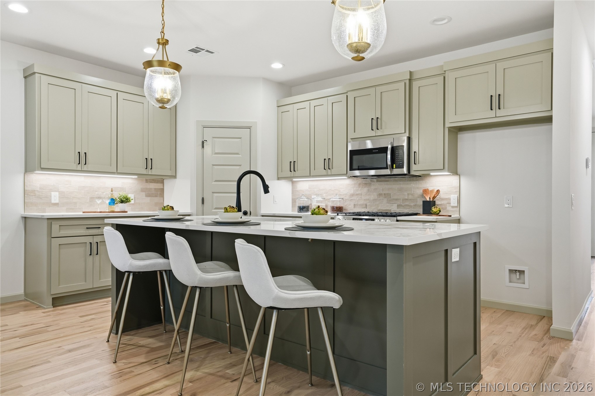 1414 E University Avenue