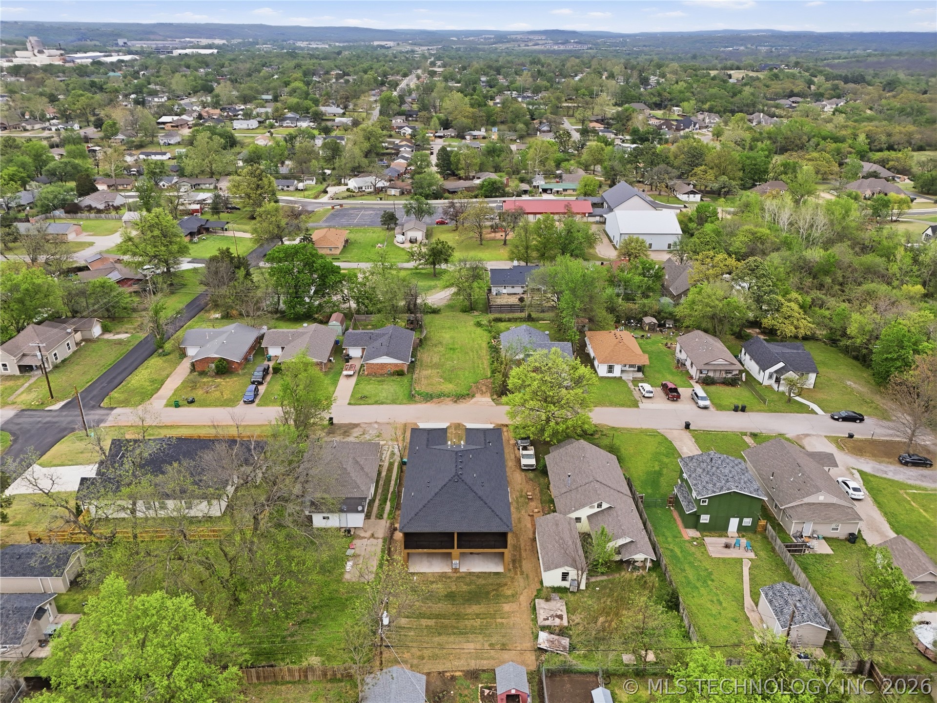 1414 E University Avenue