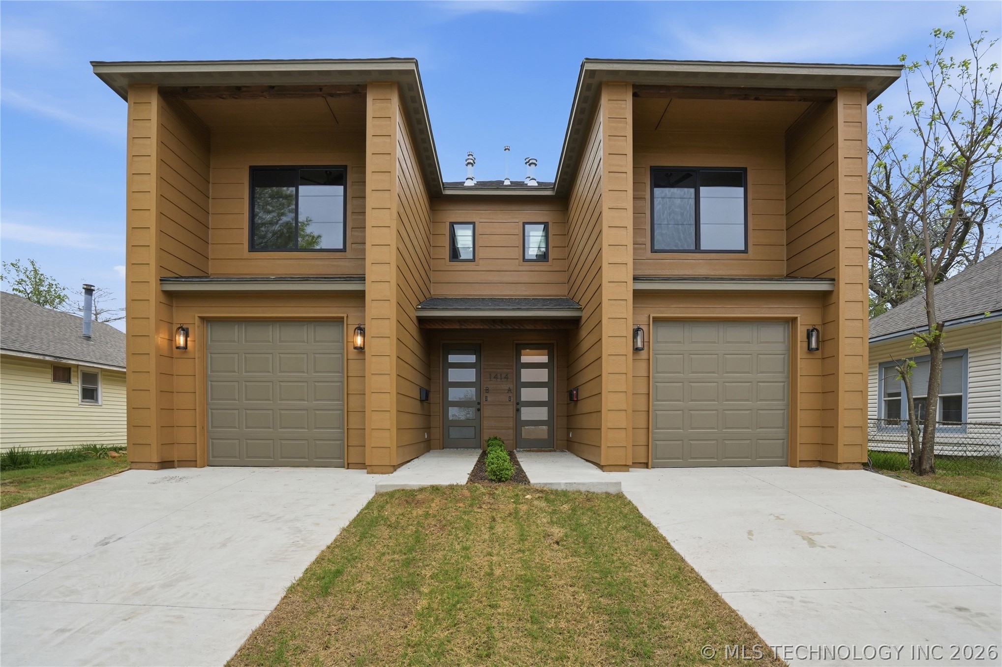 1414 E University Avenue