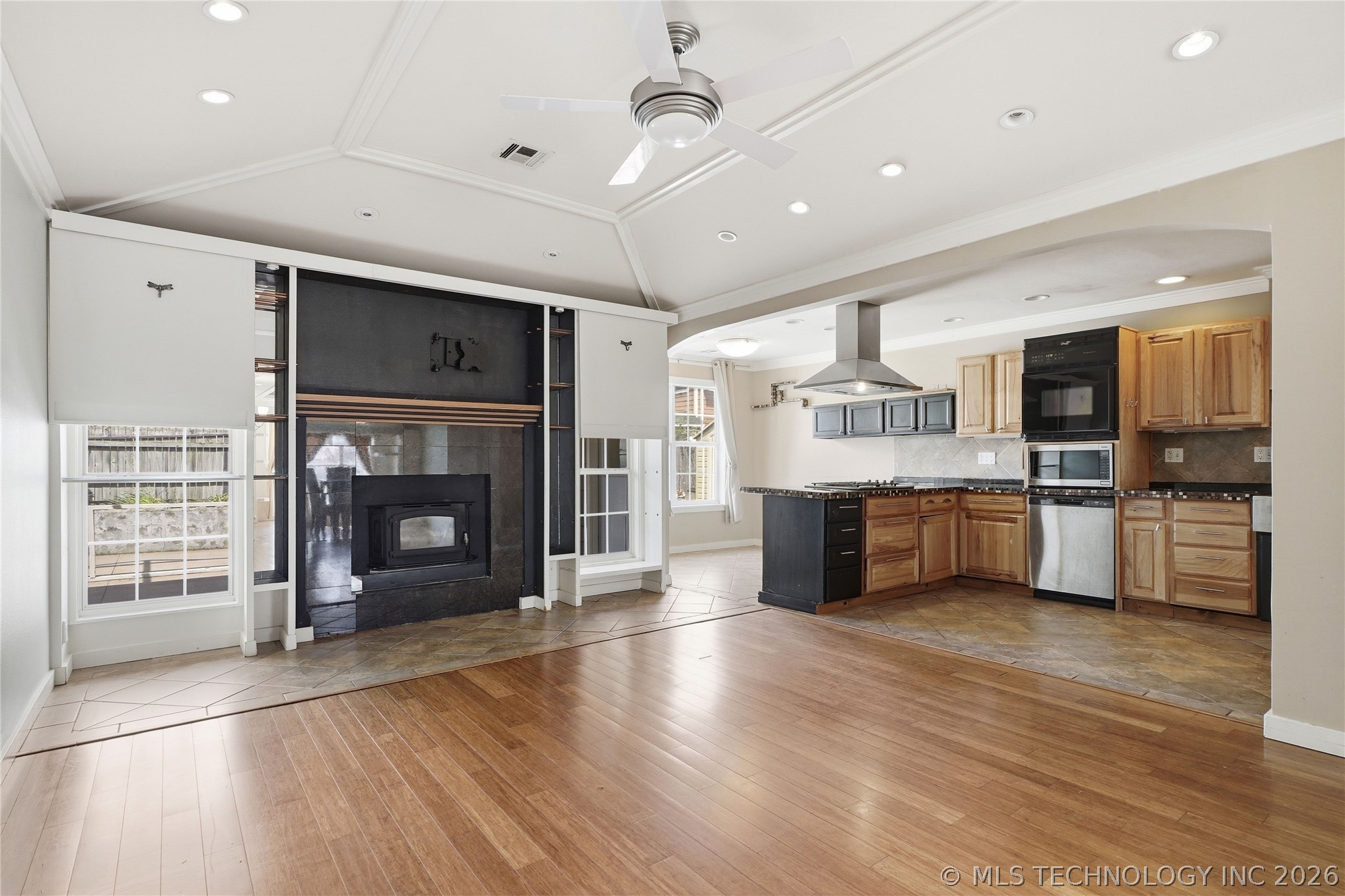 3226 N 2nd Place