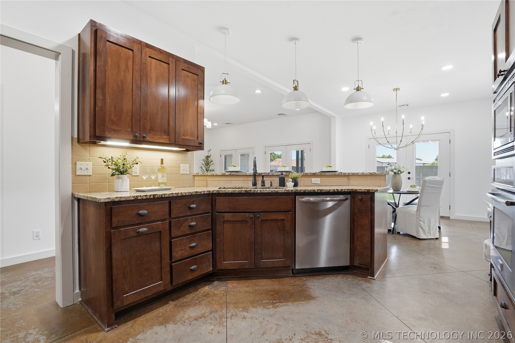 2413 W 109th Street S